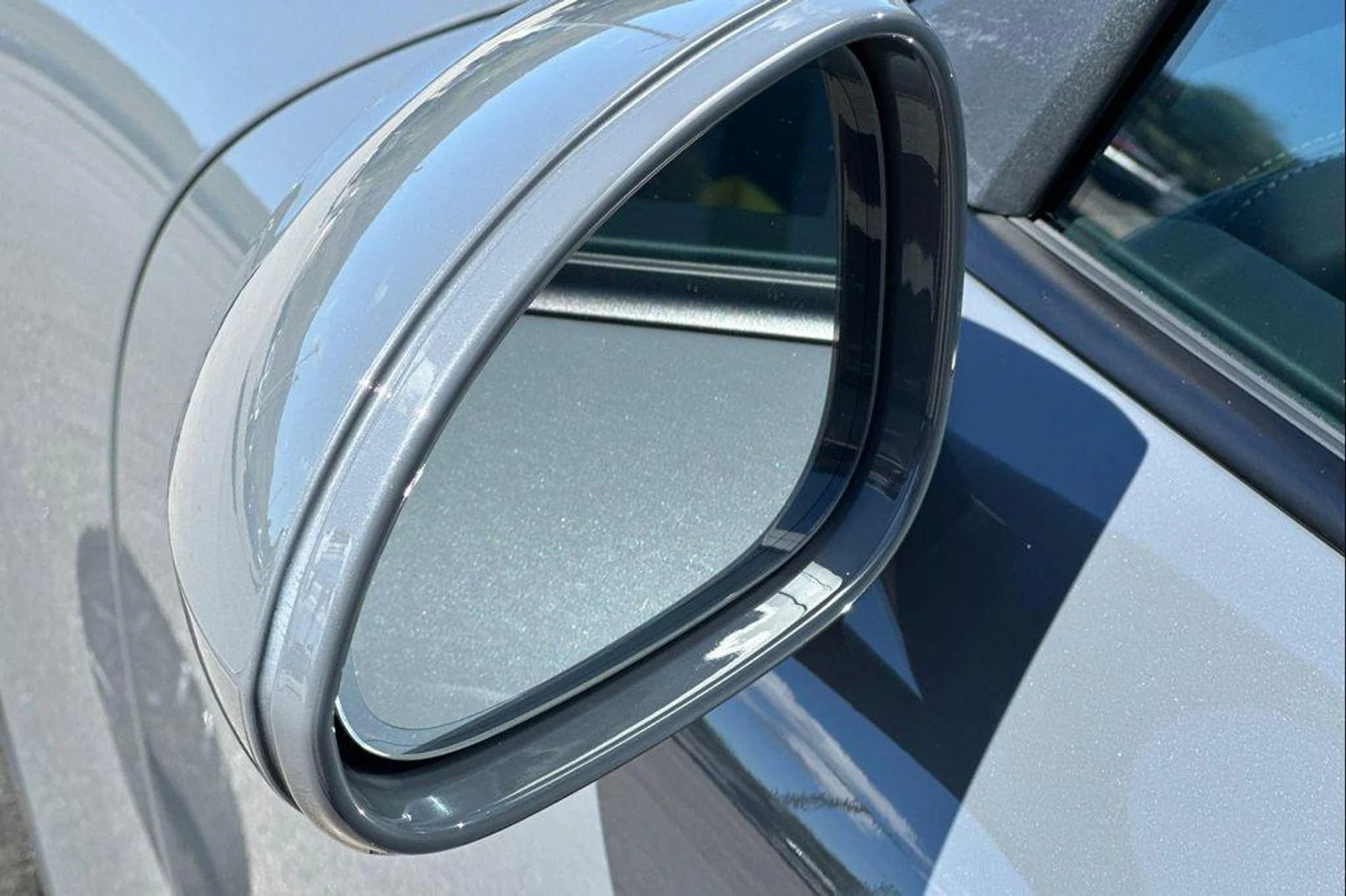 mph038_3438554307_gf_I6_F_Mr_Jhb_C_Rk_Jk_P_hy_Go_Of_XU_d350d87cbe