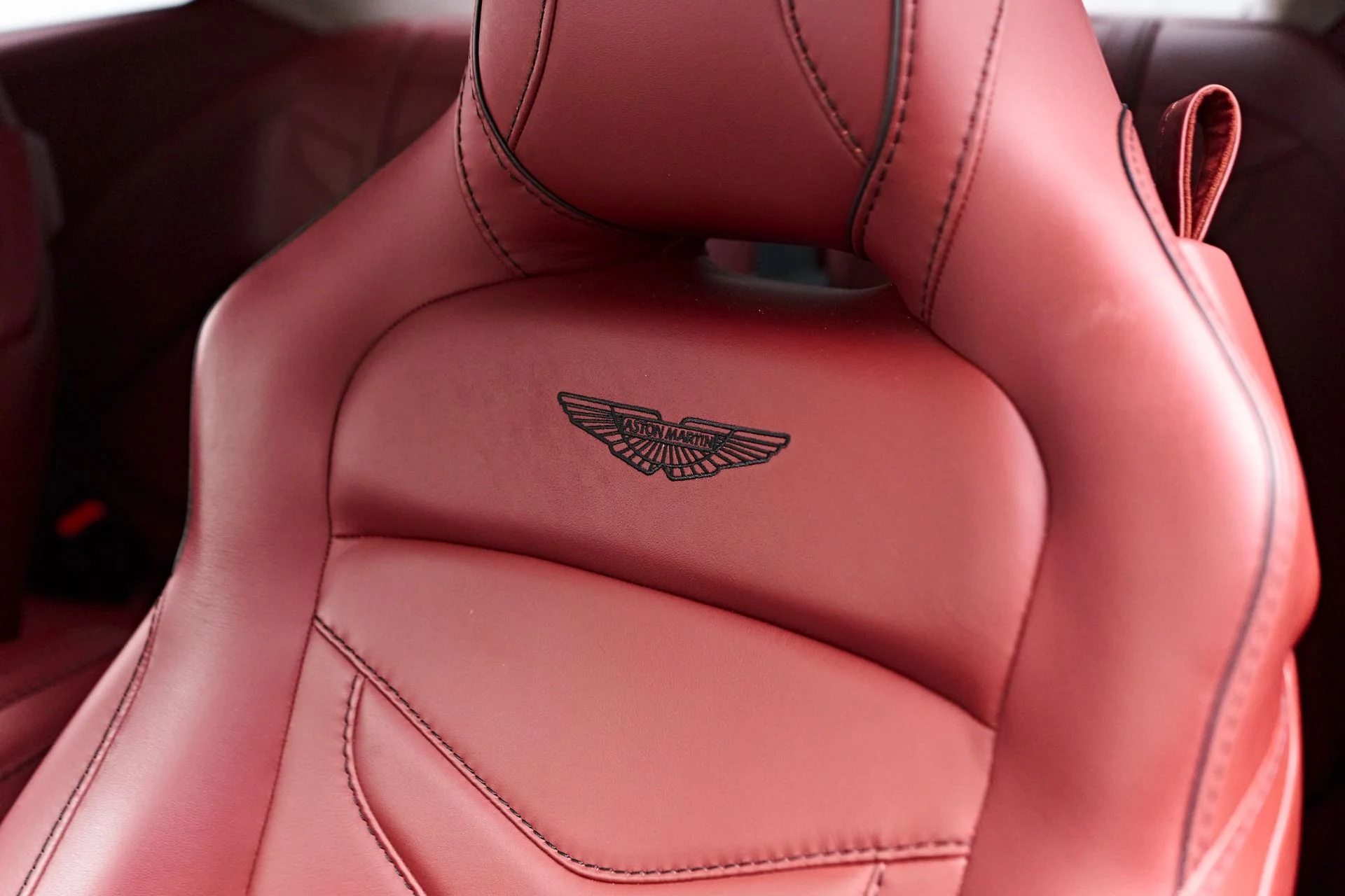 mph038_343915700_Used_2021_Aston_Martin_DBS_Superleggera_1720056677_cfcd432fa9