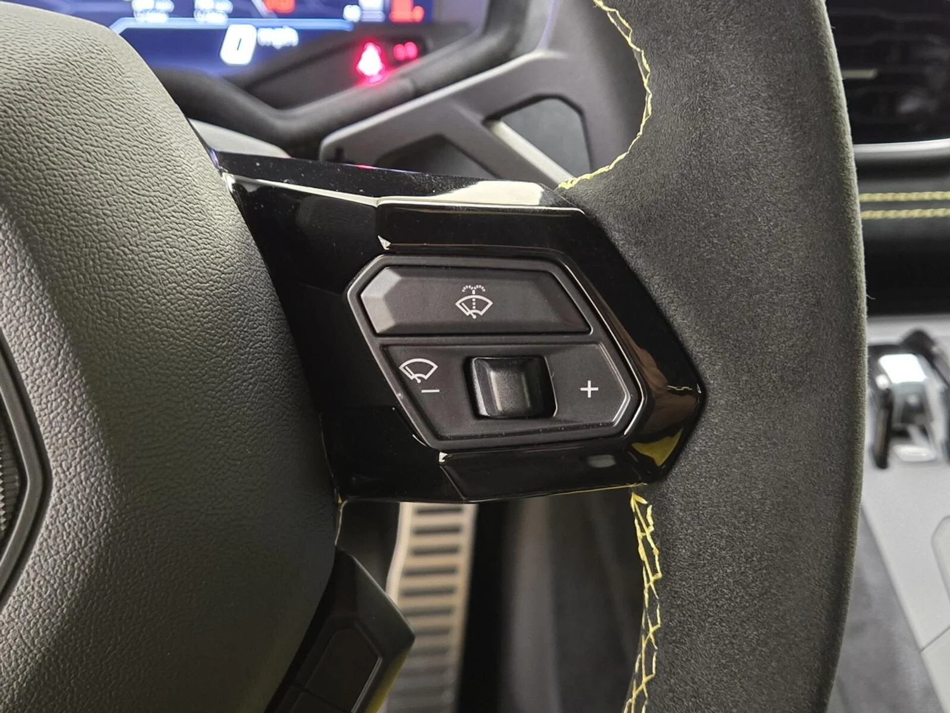 mph038_3447617484_Used_2022_Lamborghini_Huracan_STO_1755758951_31eec9ccef