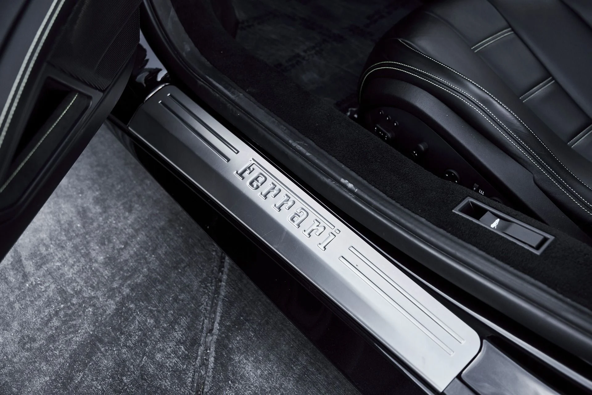 mph038_3455157598_Used_2015_Ferrari_458_Spider_Base_1777010259_3a53ff5563