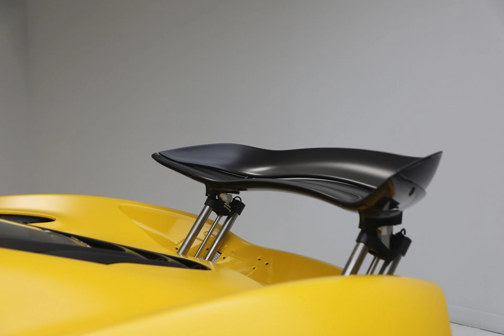mph038_3455483751_Used_2015_Mc_Laren_P1_8c4b813928