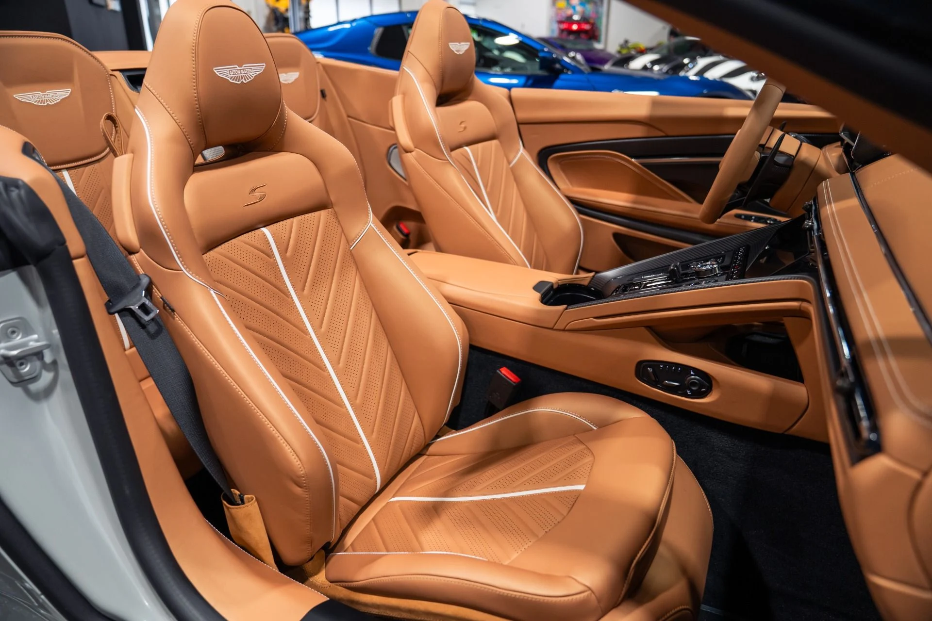 mph038_3457986874_Used_2026_Aston_Martin_DB_12_S_Volante_MASSIVE_426995_Original_MSRP_1787344012_595ed833f3