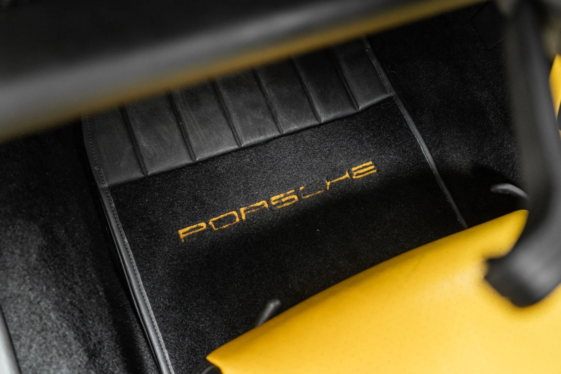 mph038_3458792111_Used_1997_Porsche_911_Turbo_S_Ultra_Low_Miles_Nicest_993_Turbo_S_on_the_Planet_1759858947_41f76d6e75