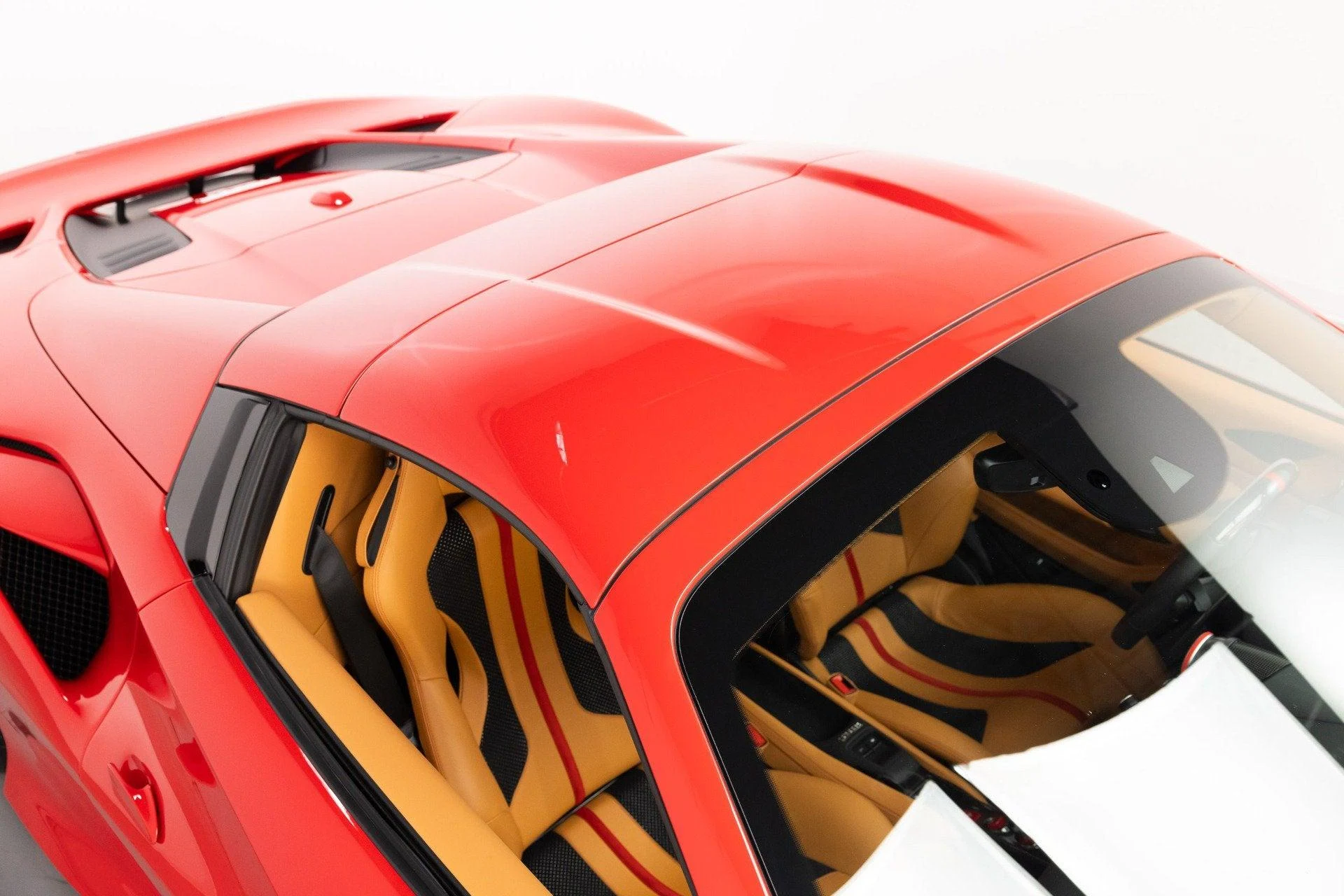 mph038_3462661738_Used_2021_Ferrari_F8_Spider_1788440826_7353a2a5d3