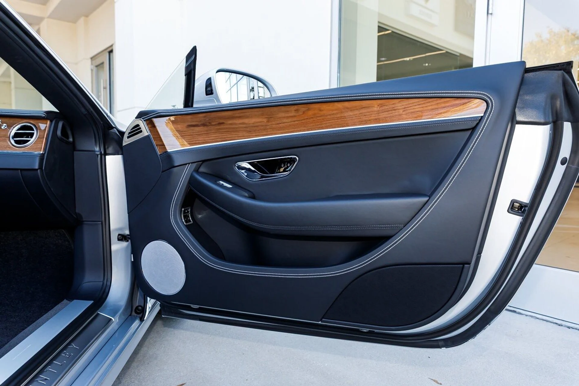 mph038_3479765935_9ea9e263827d143407ce7f7ada1f9ec5x_f1743452ea