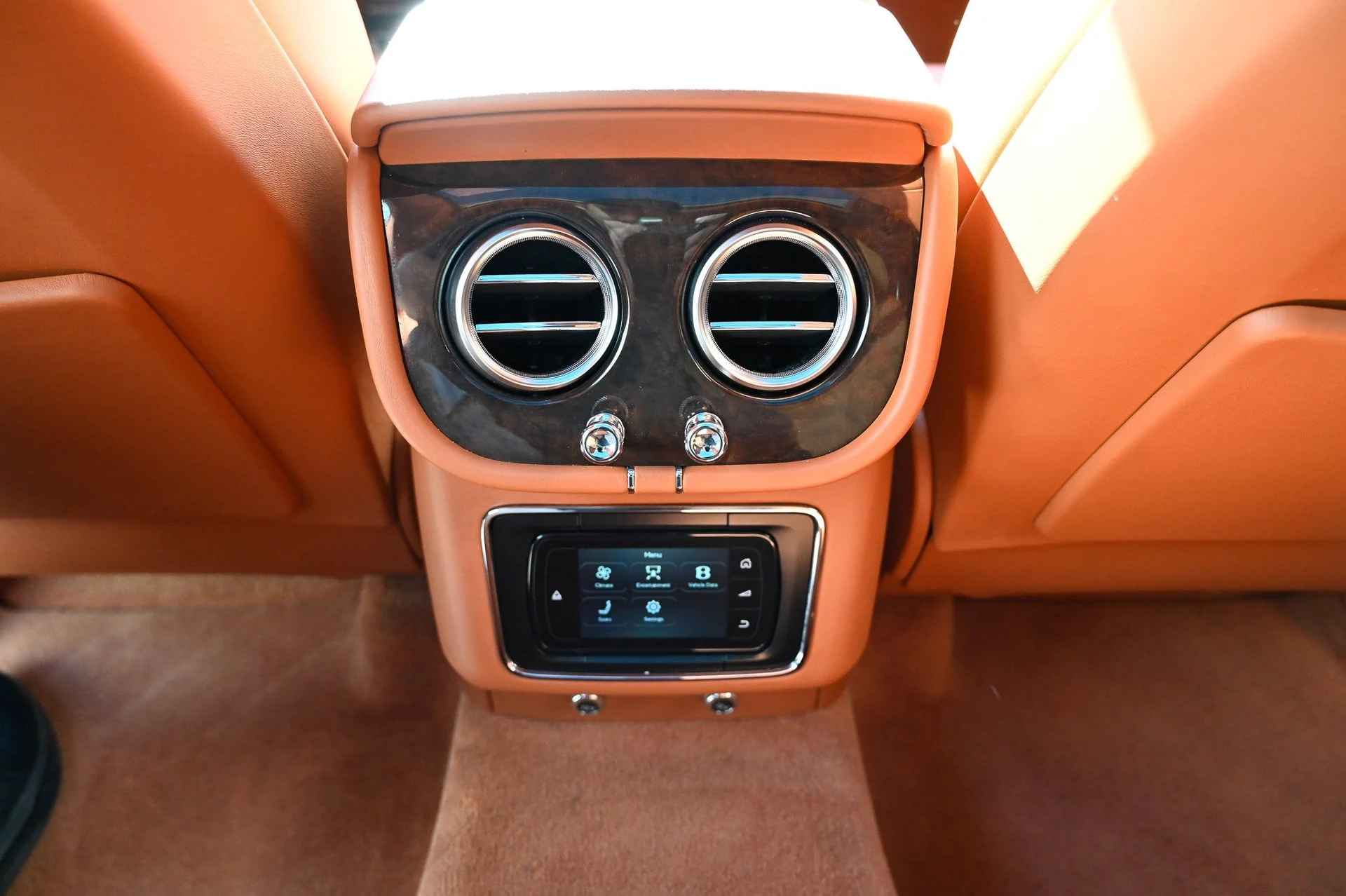 mph038_3480750664_aaf6a2d824244c7c896db3497d4458b1_3e9832f573