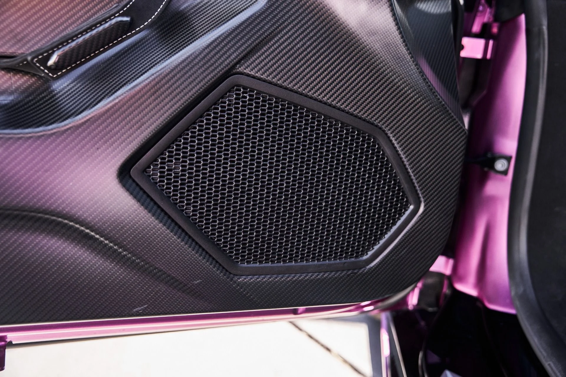 mph038_3485916893_Used_2023_Lamborghini_Huracan_Tecnica_Base_1781137542_e2e79f1b93