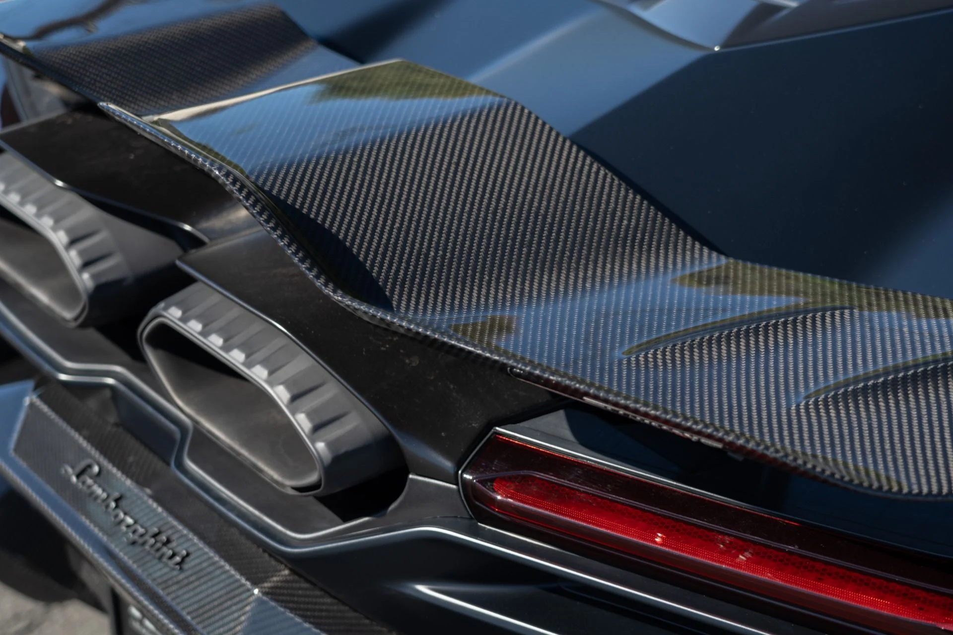 mph038_3493146147_Used_2024_Lamborghini_Revuelto_Mansory_1757354394_1716183cfa