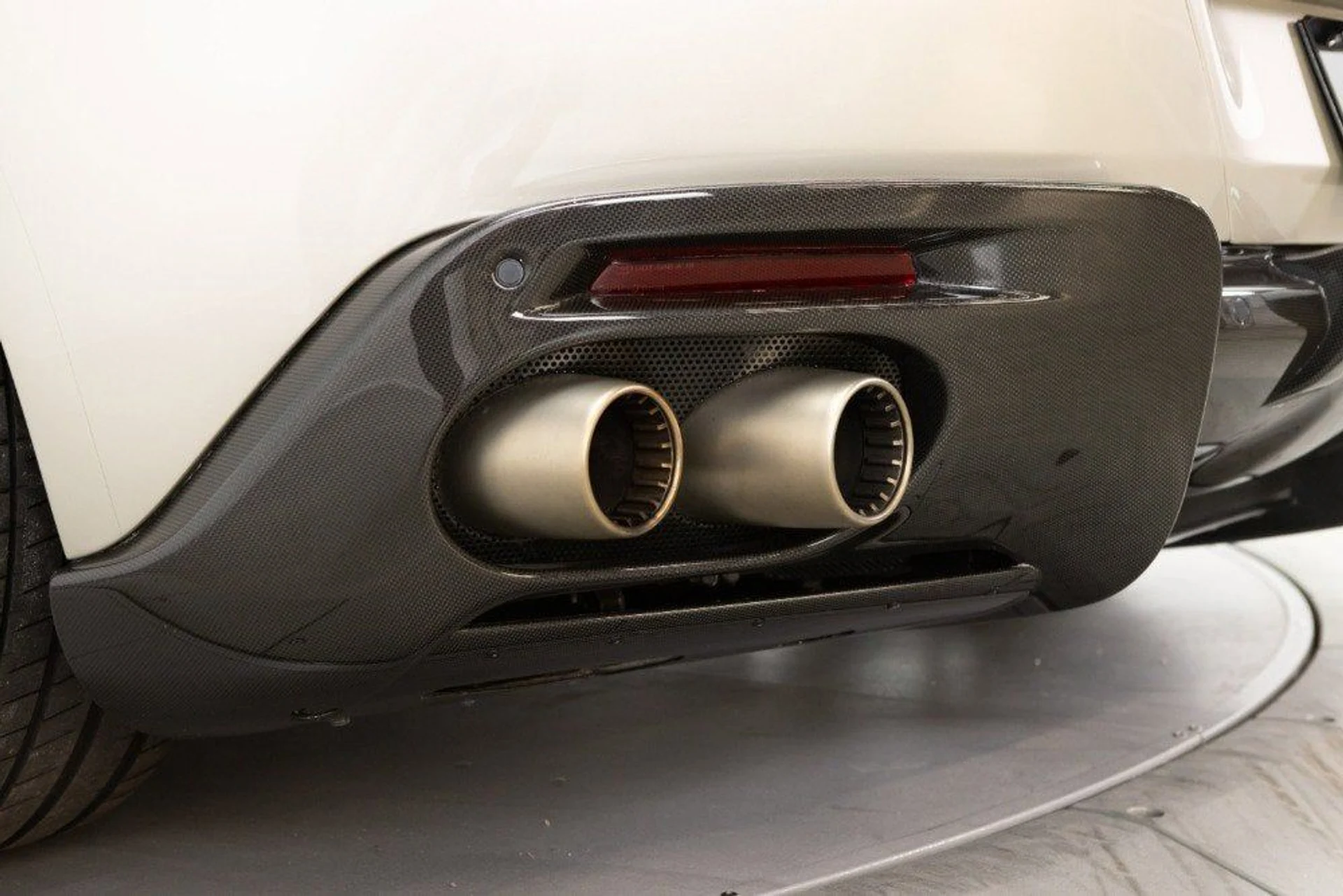 mph038_3497237992_6190bef51e40428b8f1e977f0b14dfcb_93dee76f55