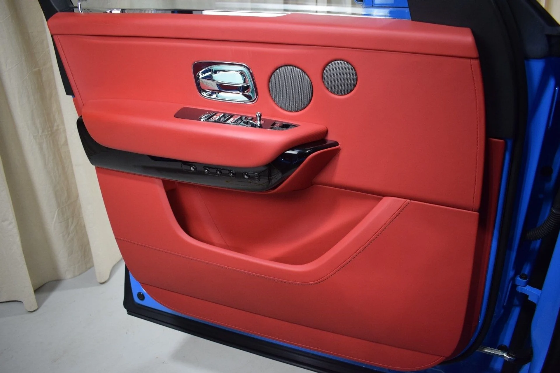 mph038_3505055862_a31b239119e0be03a673cc61245fa146x_b44e8e6136