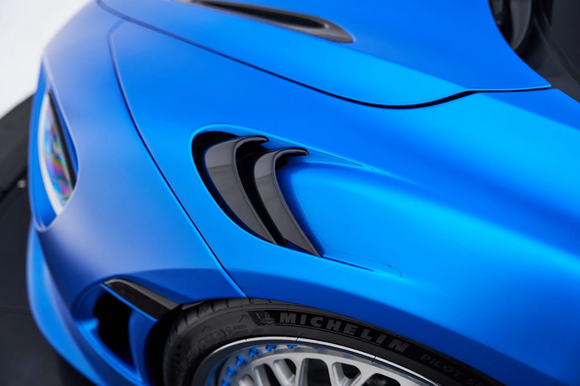 mph038_350673785_Used_2024_Mc_Laren_750_S_1793147364_e0fac813be