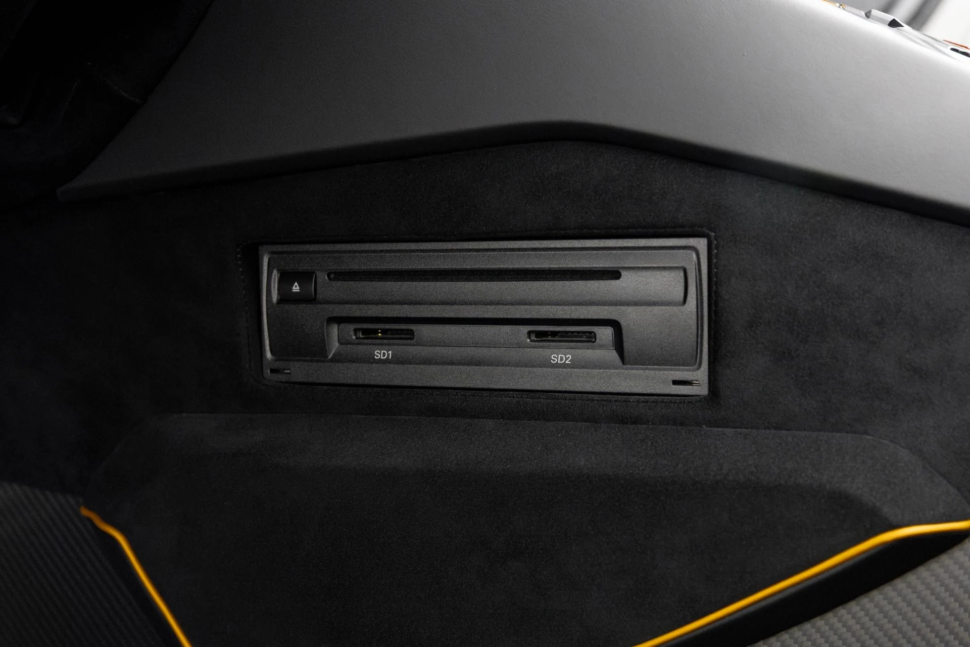 mph038_3510996847_Used_2020_Lamborghini_Aventador_SVJ_1759430128_49e12f8092
