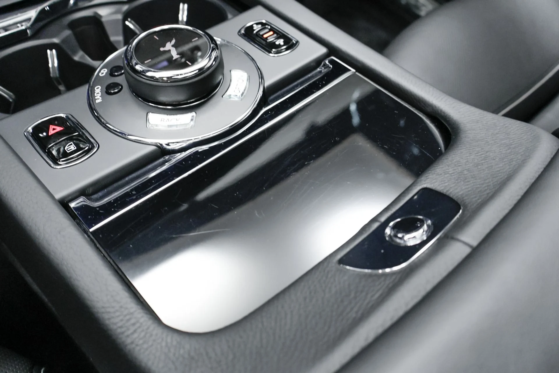 mph038_3523081556_Used_2016_Rolls_Royce_Ghost_Base_1761576592_ffcb9f4da9