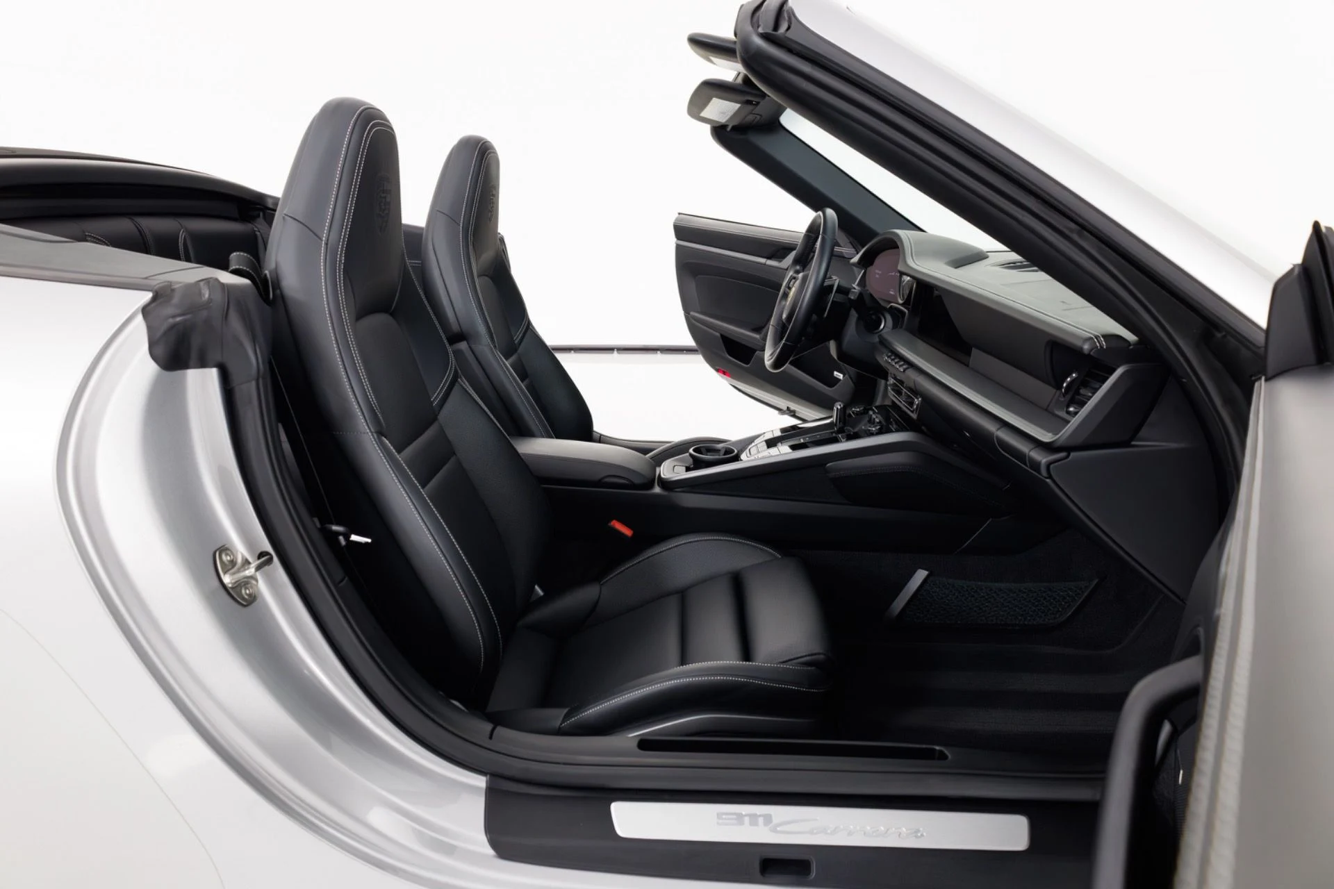 mph038_3523394529_Used_2022_Porsche_911_Carrera_1773941190_88657822cc