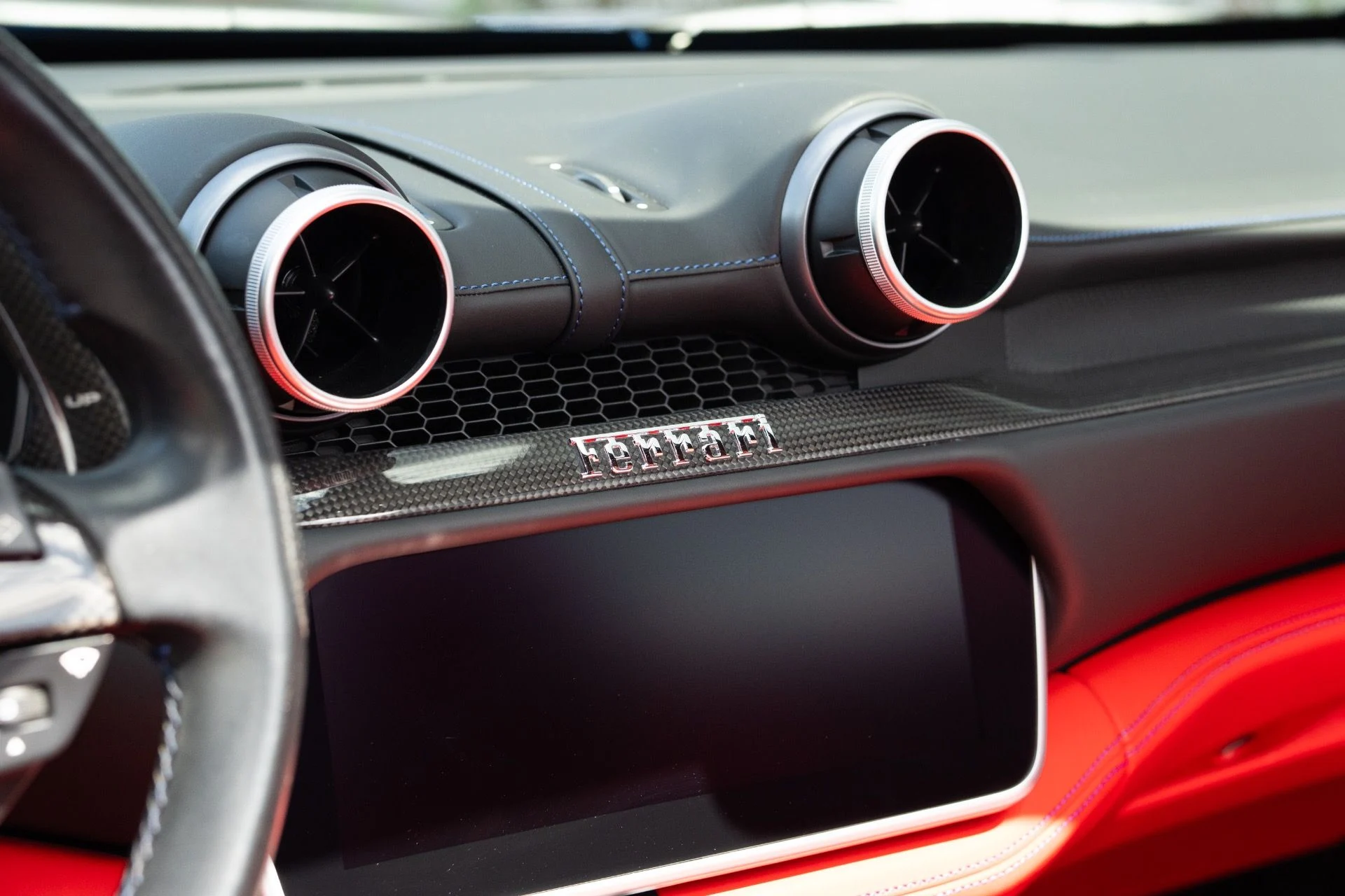 mph038_3524262469_Used_2019_Ferrari_Portofino_1780888386_4f92aa3e48