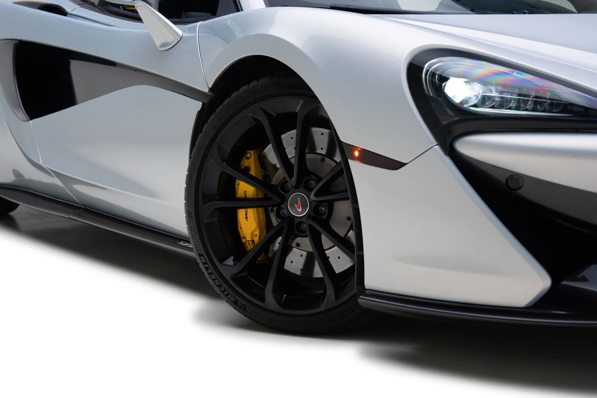 mph038_3524349413_Used_2017_Mc_Laren_570_GT_1779229037_12d7d7cfb3