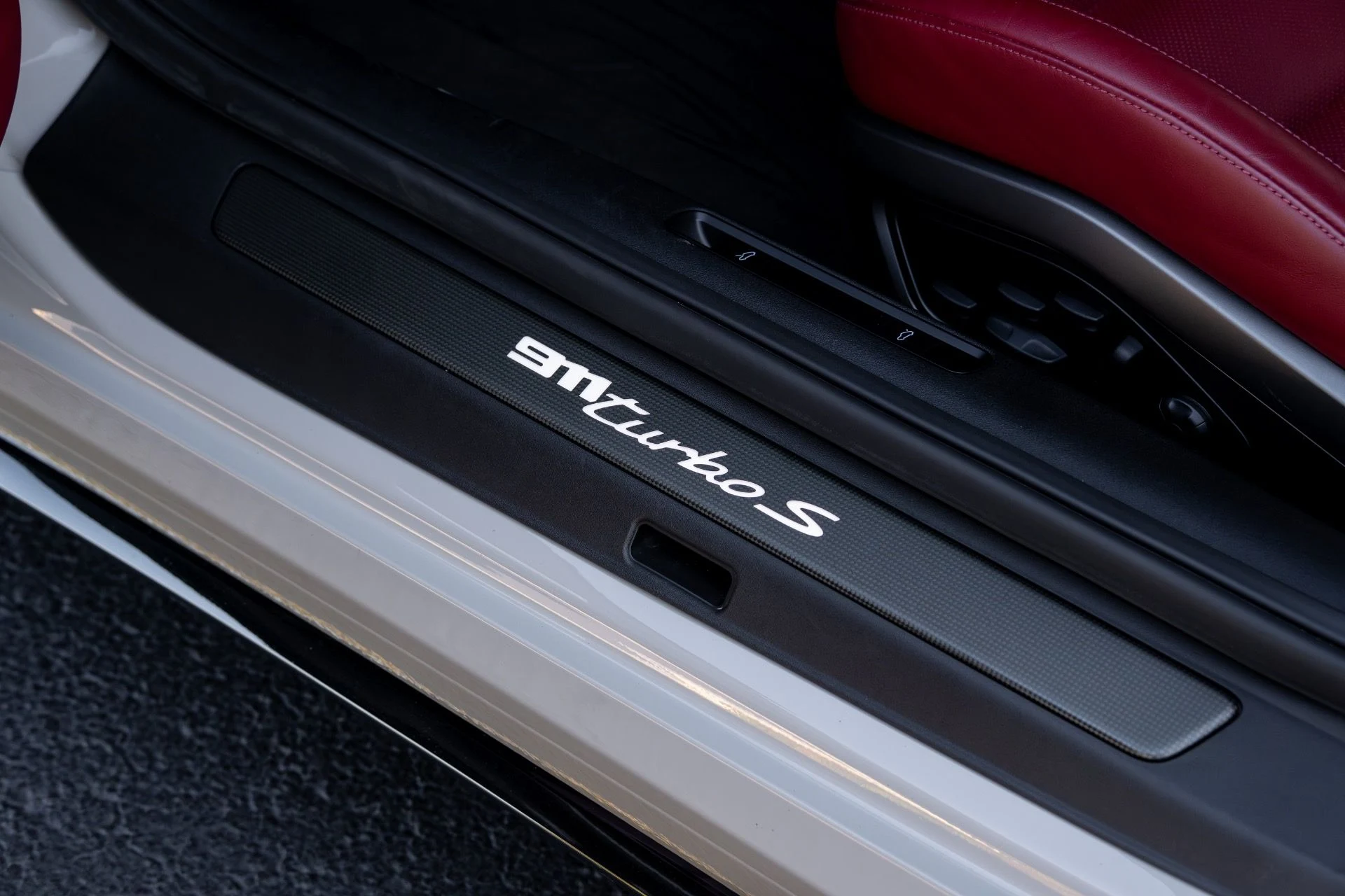 mph038_3539636651_Used_2022_Porsche_911_Turbo_S_1770440206_e71bf0076b