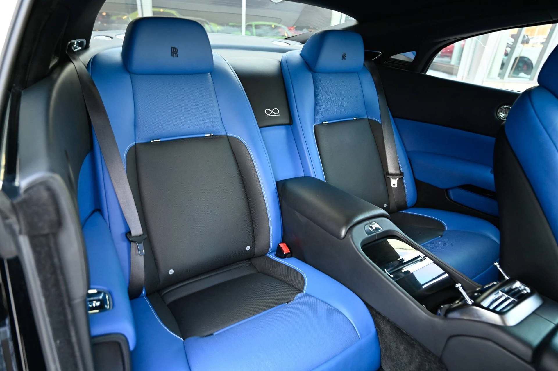 mph038_3560630077_6d6f6fae4bd849488630791ac8a33f96_cf3db5db2d