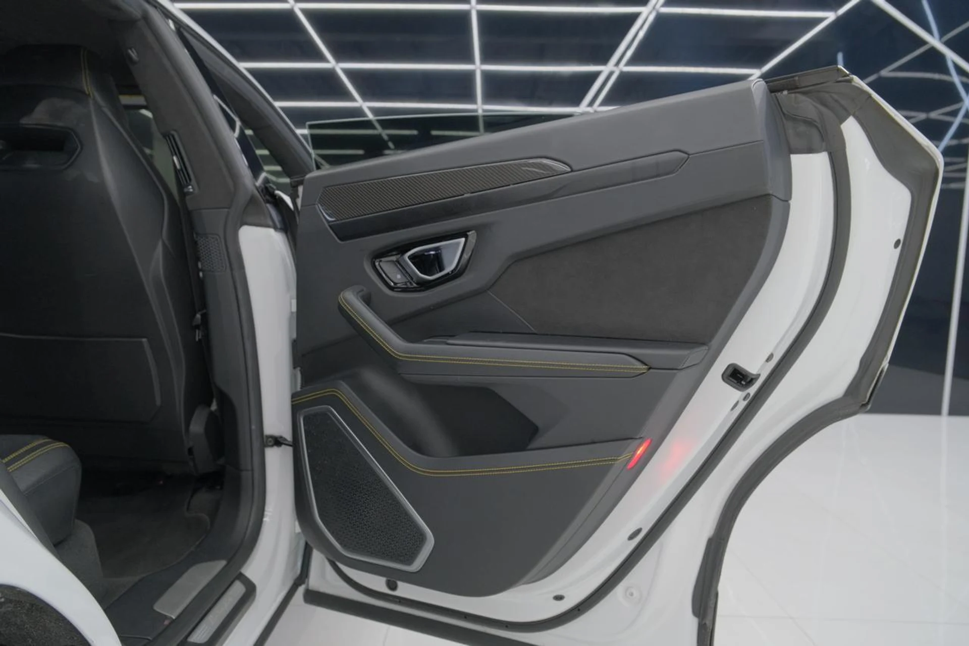 mph038_3589023775_11e496a5114aa1b19b009fbd433c79d2_b0381cf498