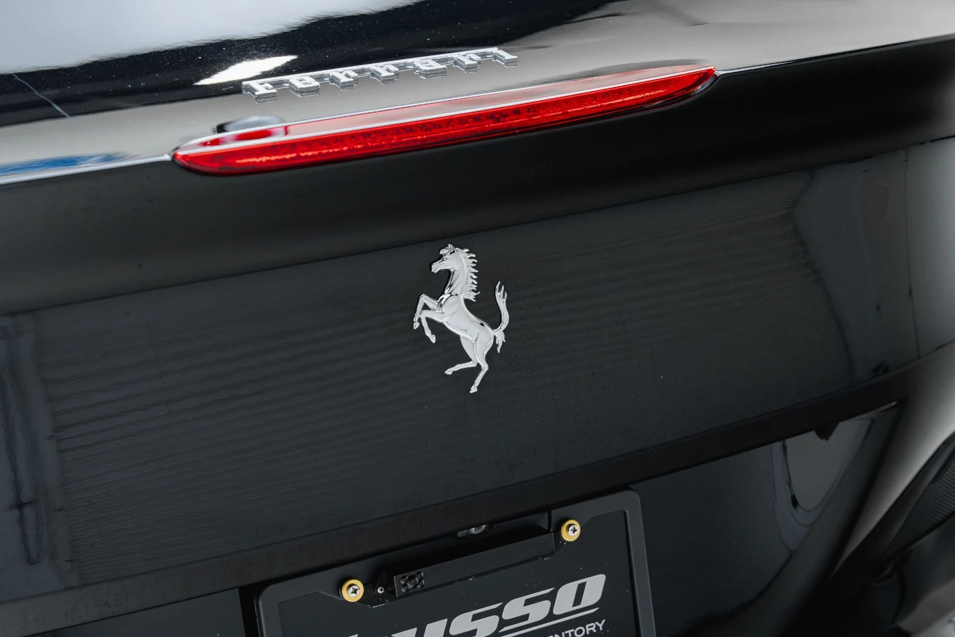mph038_3599344581_Used_2019_Ferrari_Portofino_1788478070_68c113b944