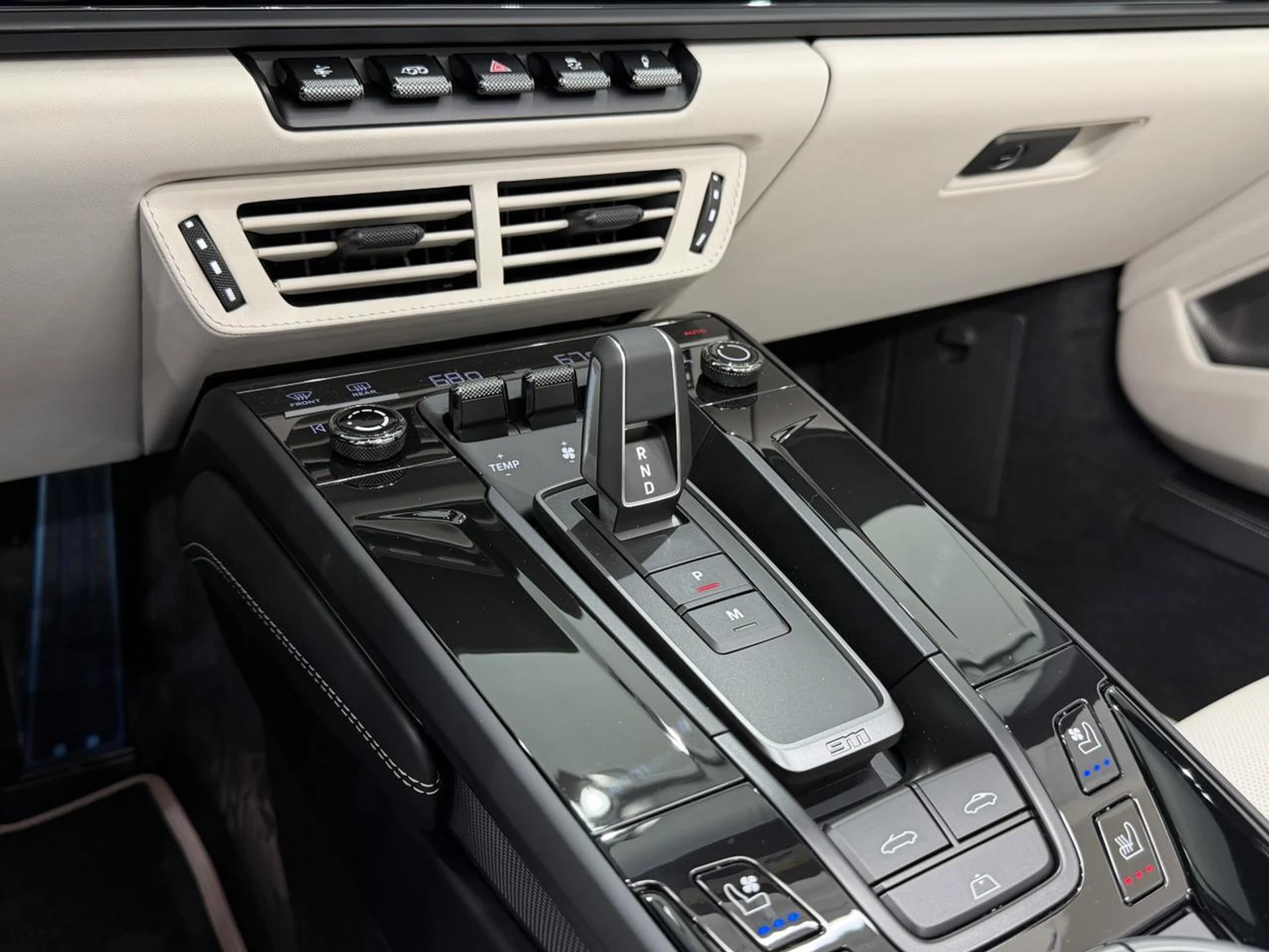 mph038_3599635303_c9b51a6e5f6fbbb8518ec50c8da7b54a_01332da41a