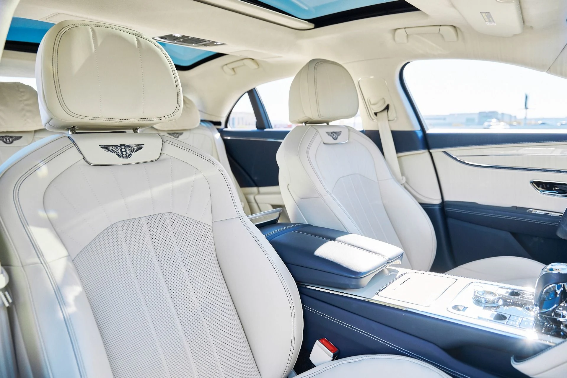 mph038_3610501766_Used_2024_Bentley_Flying_Spur_Mulliner_V8_1768876596_5d6e49f5f5