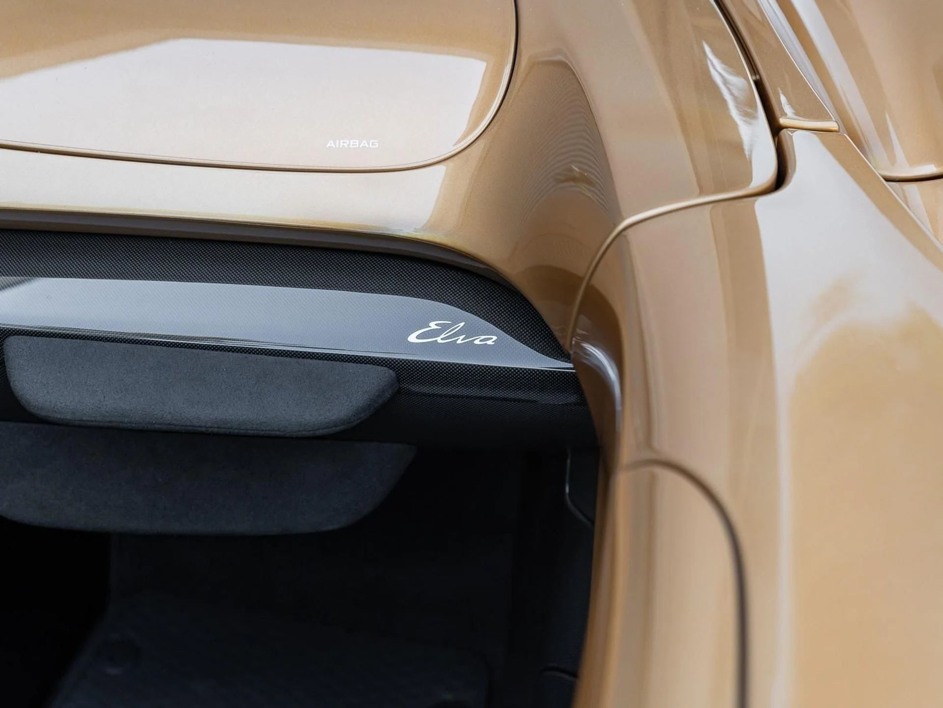 mph038_3615321622_Used_2021_Mc_Laren_ELVA_xp2_1713391583_c15fa64992