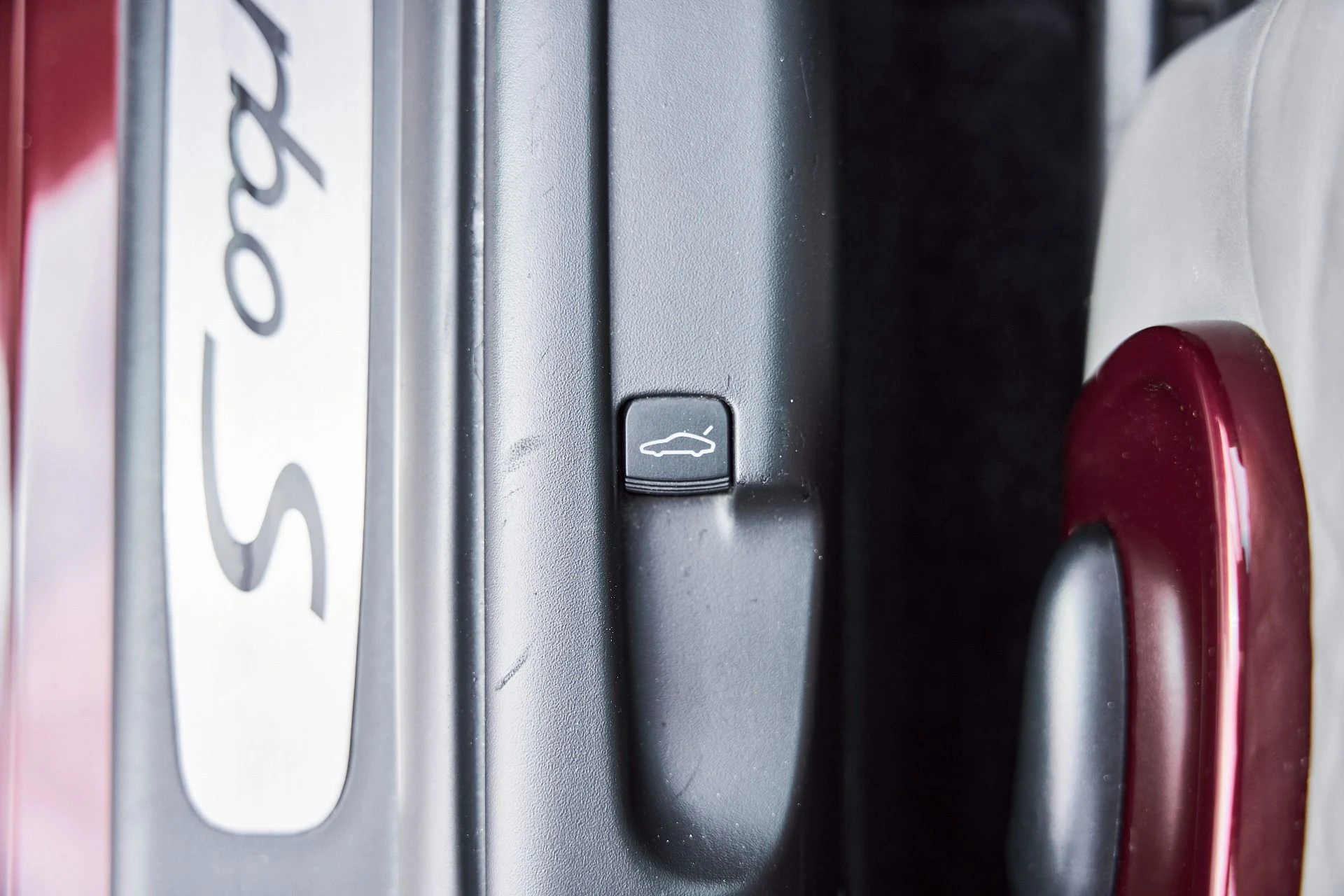 mph038_3622133351_Used_2005_Porsche_911_Turbo_S_1770864434_46bdc7fcb3