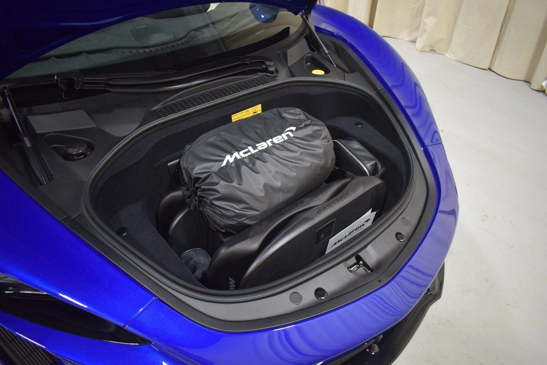 mph038_3633149072_8b3e7e56e23ad68af0b0be8f2cdf7c08x_35f8f4b235