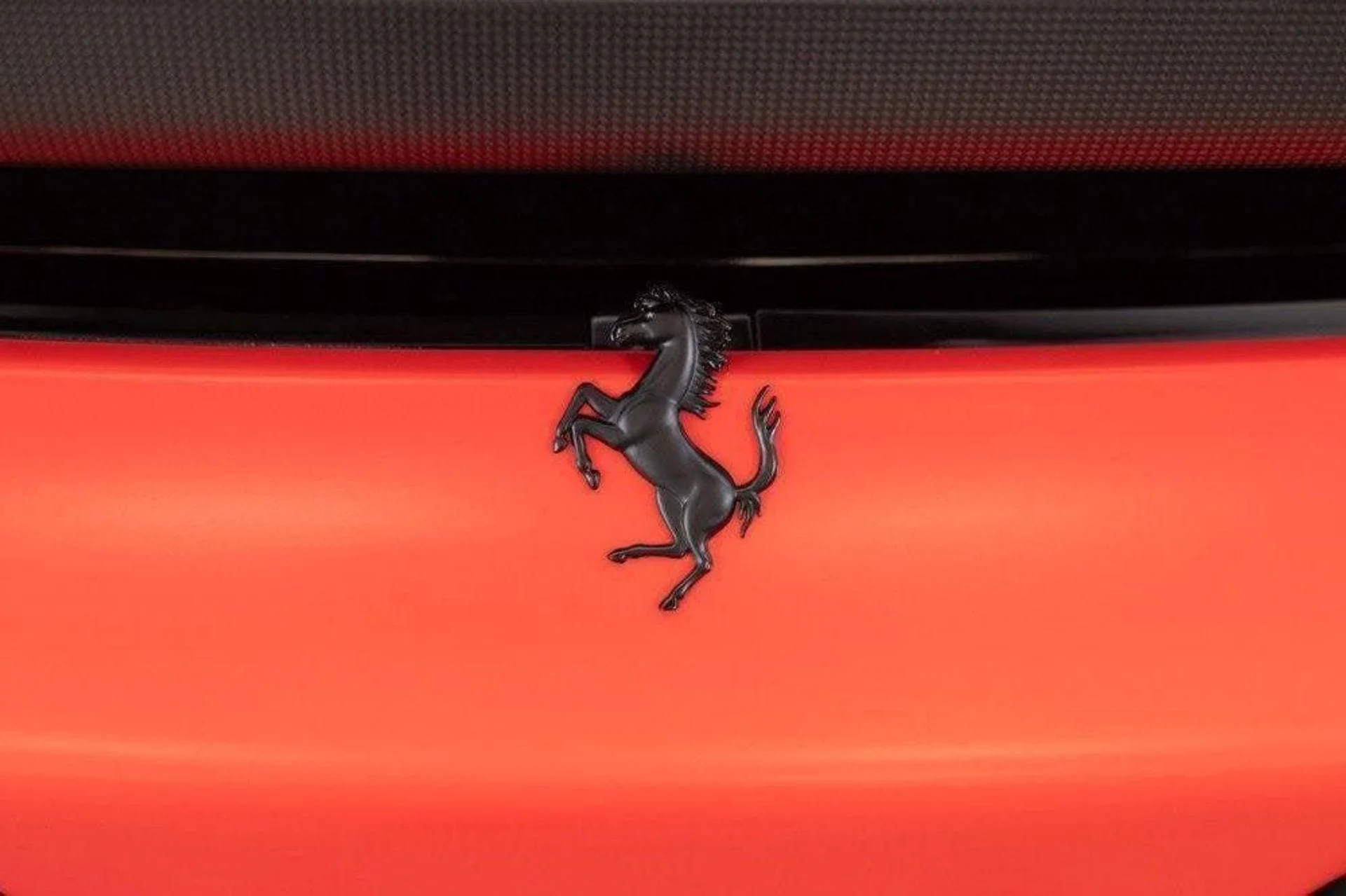 mph038_3640699210_Used_2022_Ferrari_SF_90_Spider_1777367617_00f2c49bc3