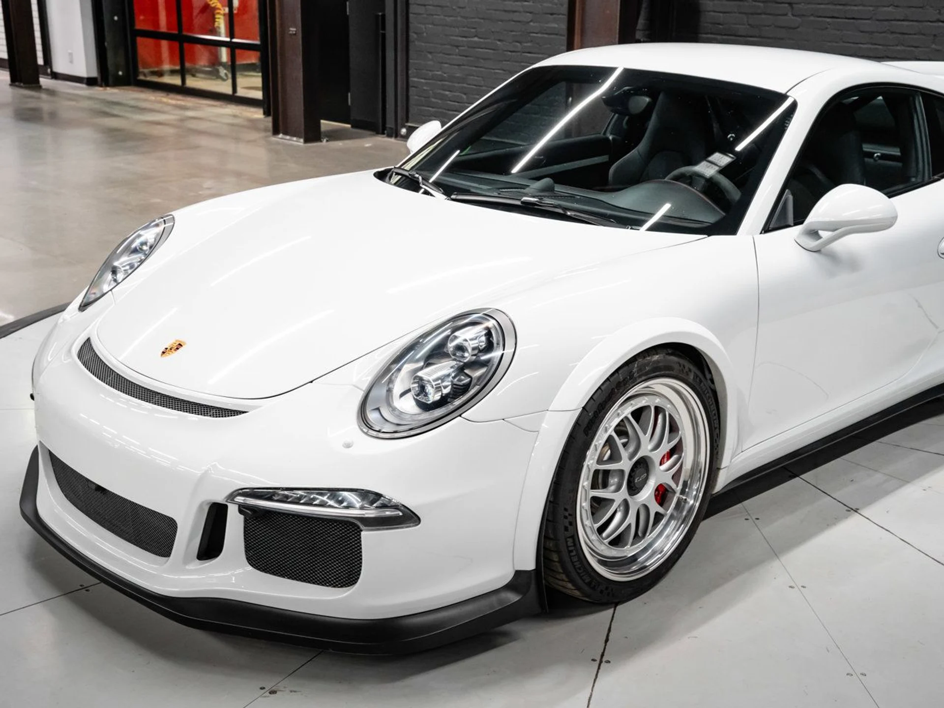 mph038_364096575_porsche_911_2015_ea80cad251