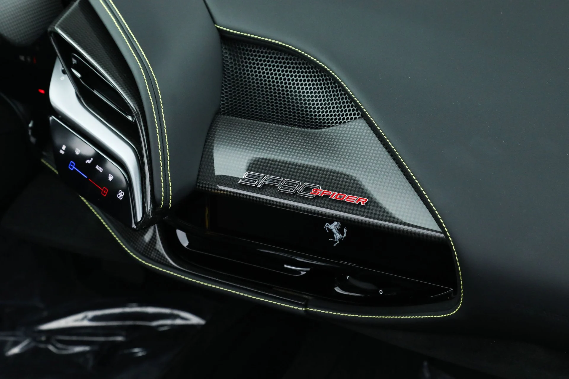 mph038_3648274882_d0e5d52d509b356d368a2af5bd39bae9_38da007700