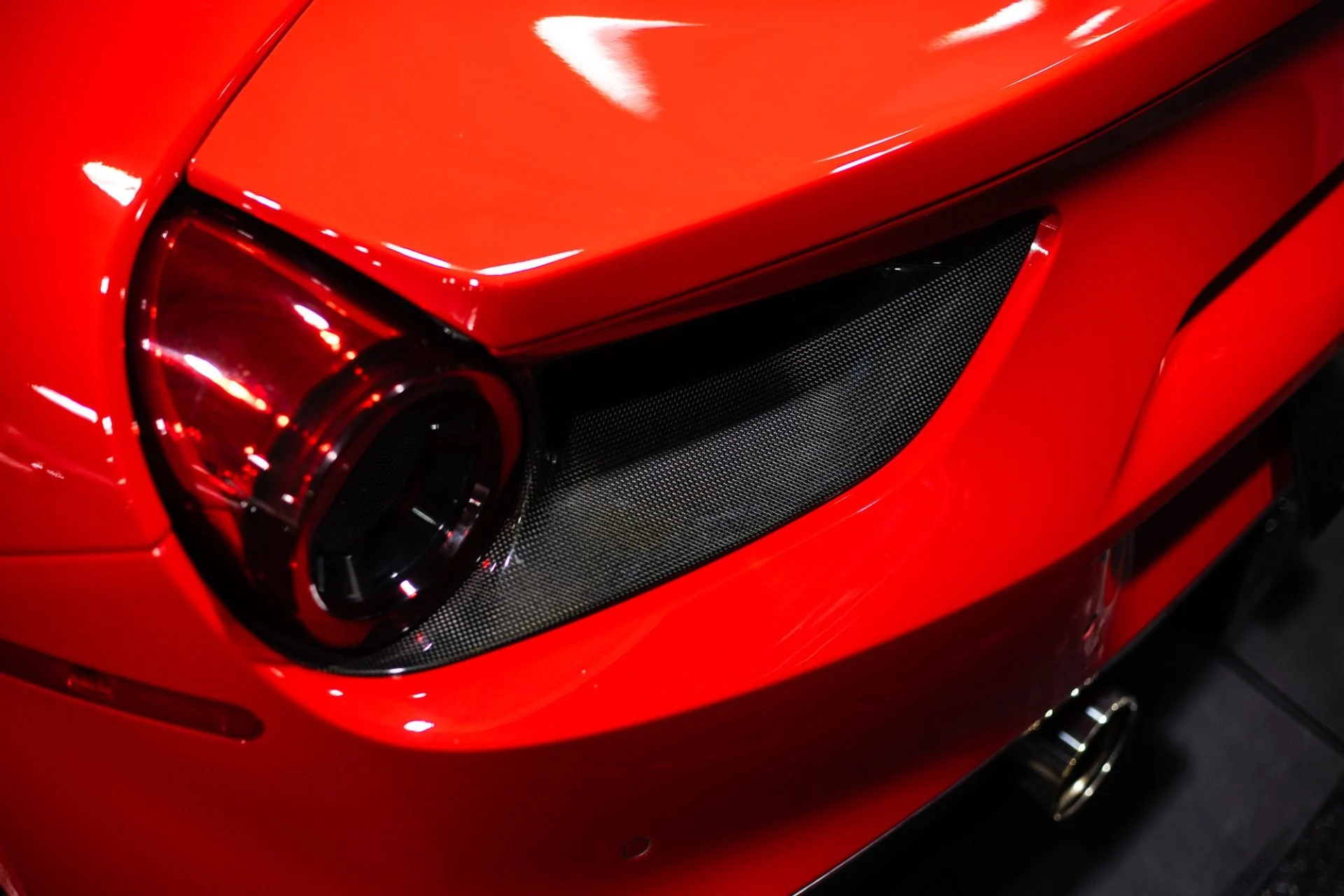 mph038_3664050080_Used_2016_Ferrari_488_GTB_HUGE_330k_MSRP_20_K_in_HRE_and_Novitec_Mods_Race_Seats_1770929590_022d9a6cdc