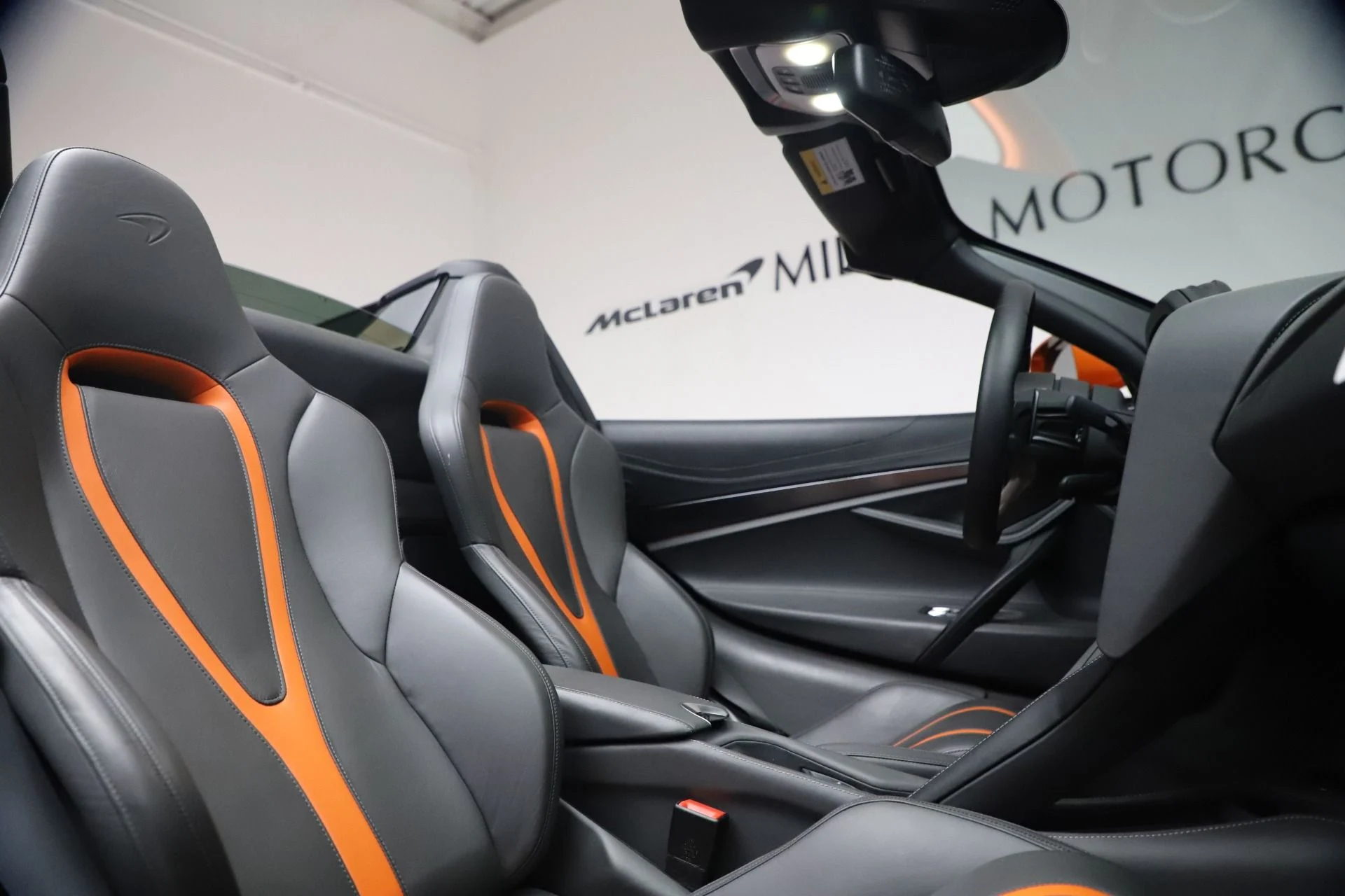 mph038_3684474077_Used_2020_Mc_Laren_720_S_Spider_f0ed0b1931