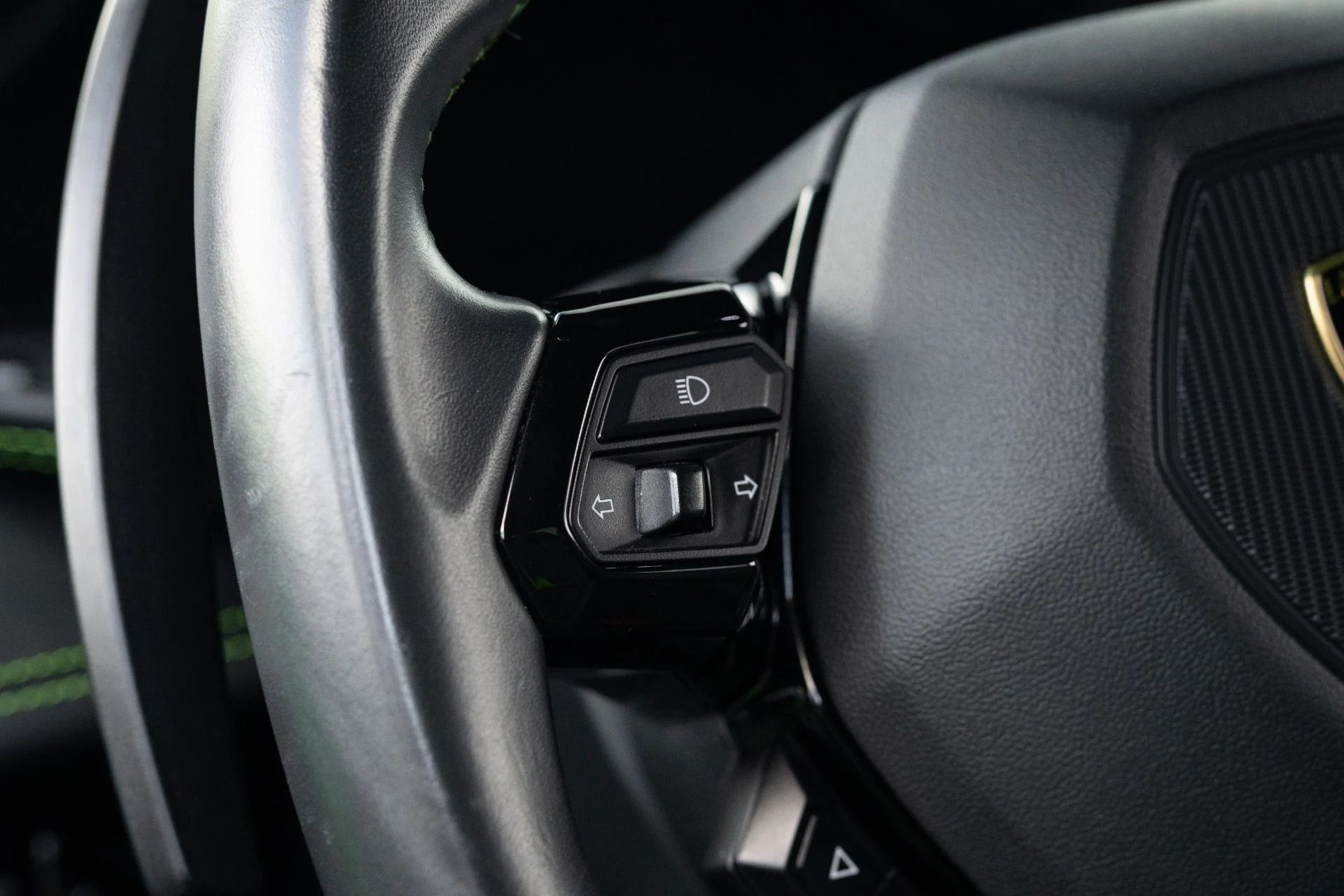 mph038_3685051355_Used_2020_Lamborghini_Huracan_EVO_1770872075_cc8dadf62a