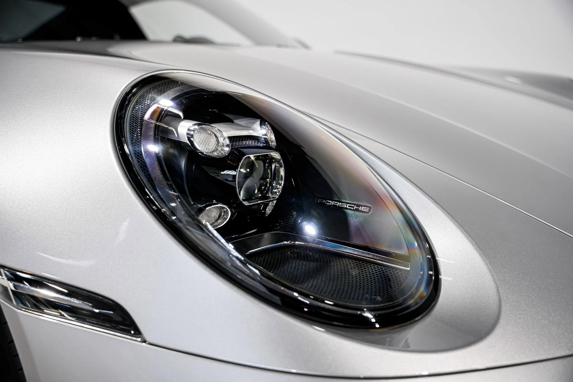 mph038_371881137_0229b0949da3893aa5373d7d2c83f744x_f258fa2394