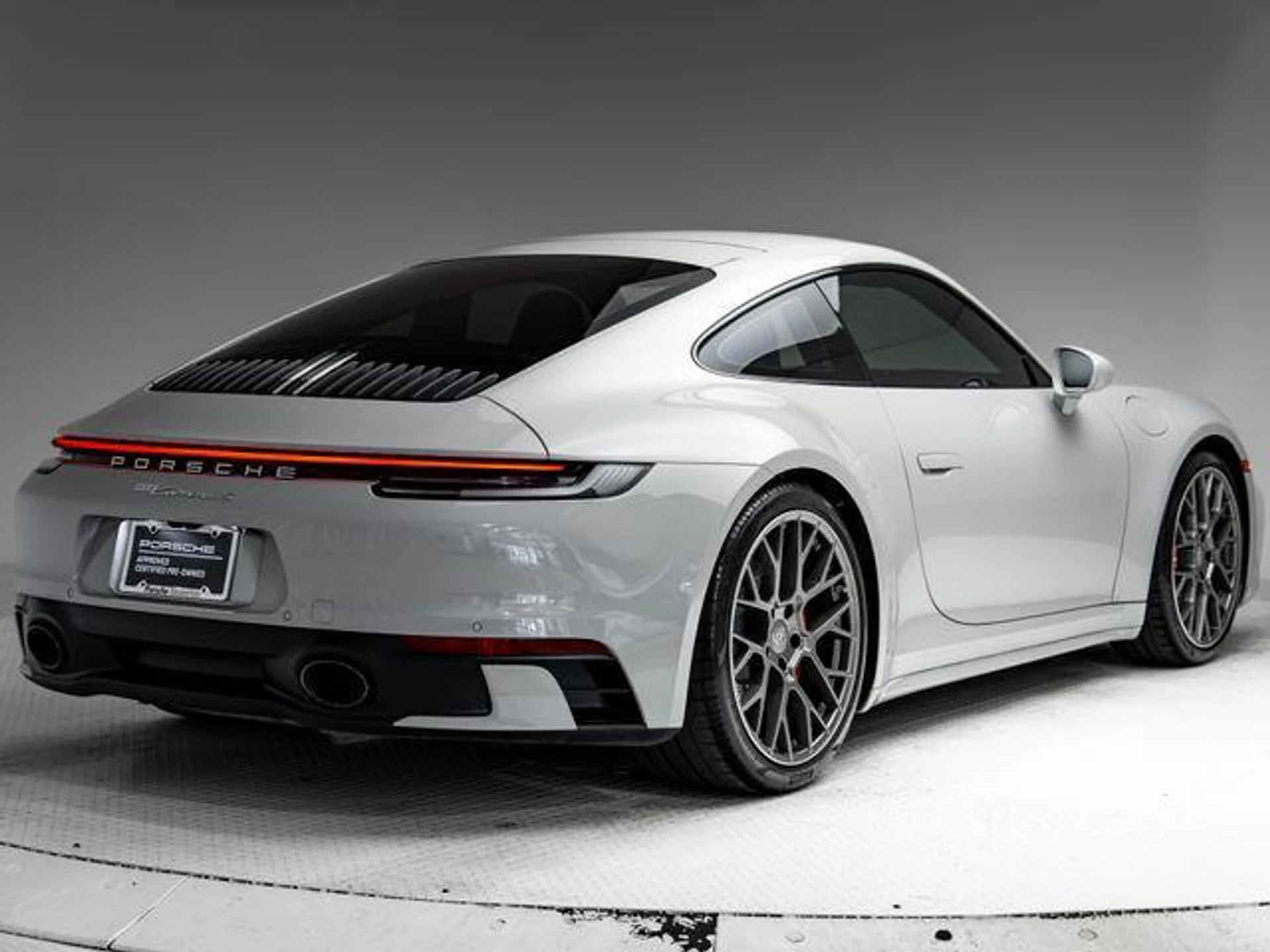 mph038_3734933165_w_ye7_ZM_9_Kdpnax3ml_H_Shj_Pl3_X_Q_bde3cd775e