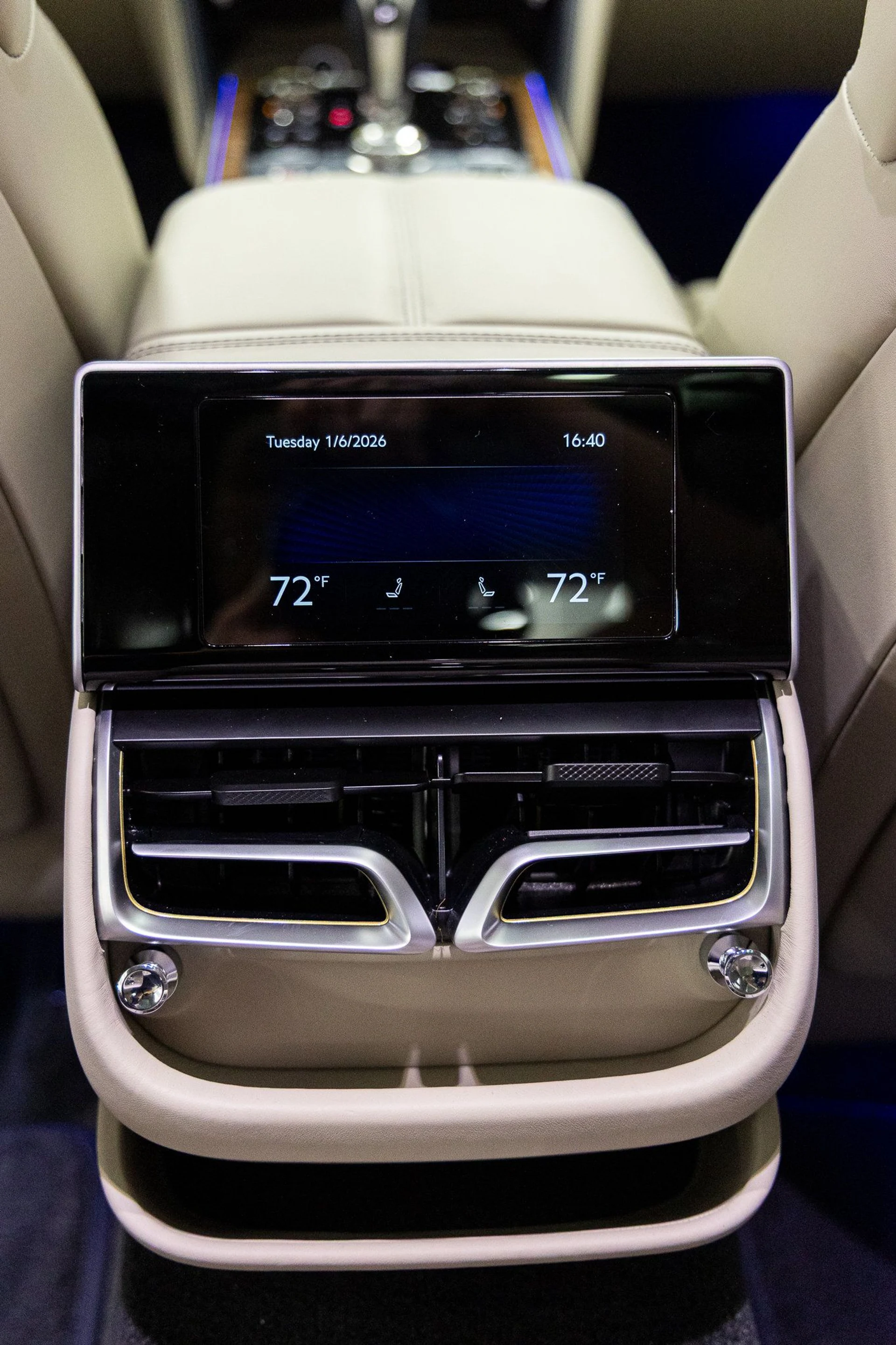 mph038_3743534041_a402be279d9b2280a79e7d3fb5c5a169x_ae55affed8