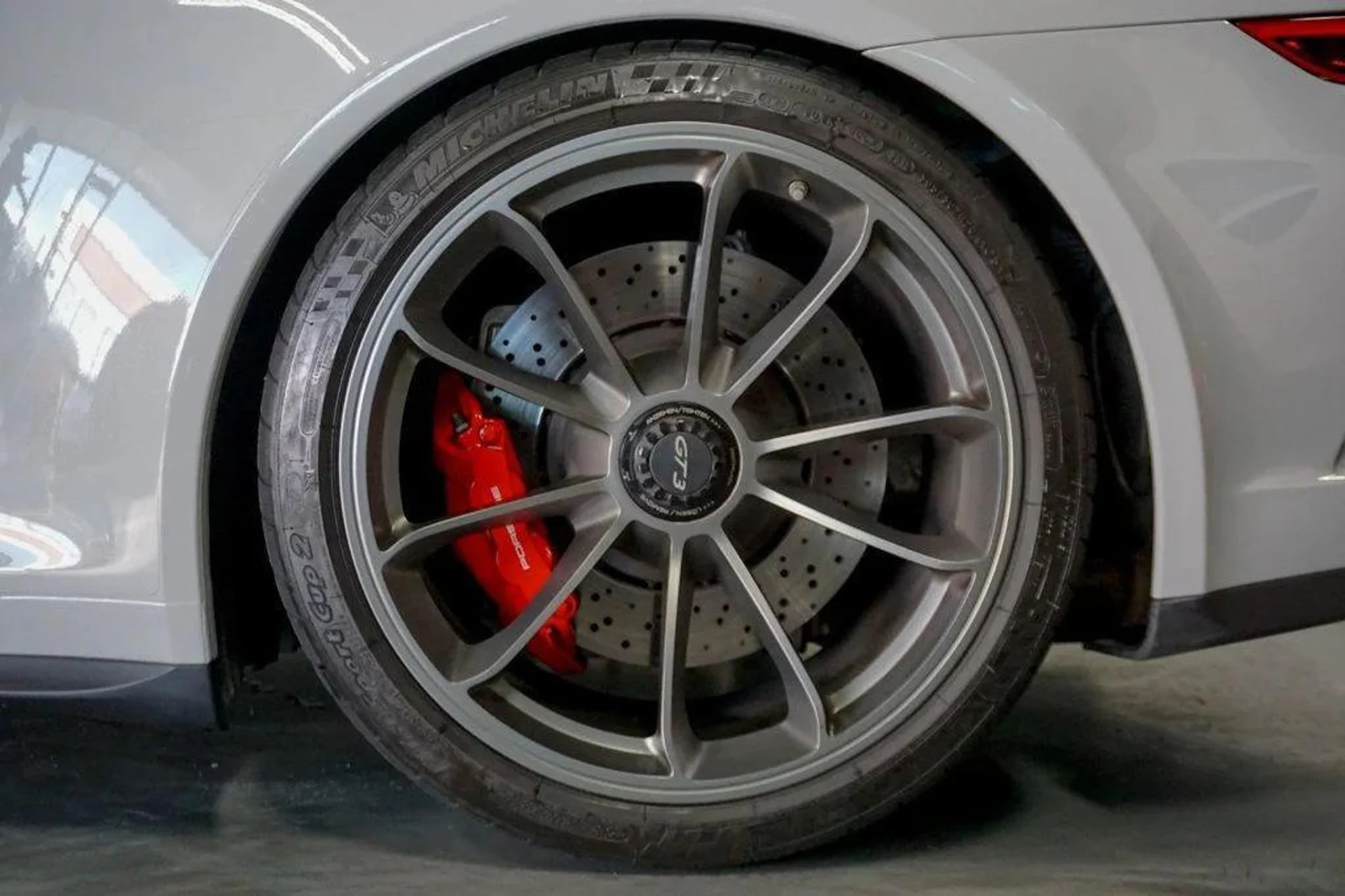 mph038_3751828382_bm_Bu_Lb00tv6h_V_Tqy_K_Ag_Q3al_MSI_44497943c8