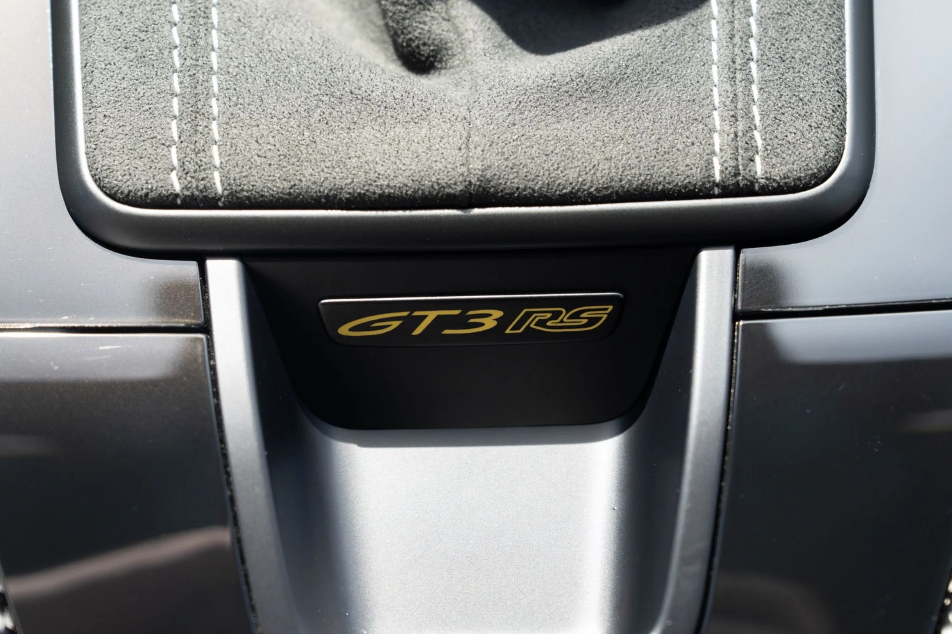 mph038_3770483758_Used_2025_Porsche_911_GT_3_RS_1790719787_e56b2c3bf8