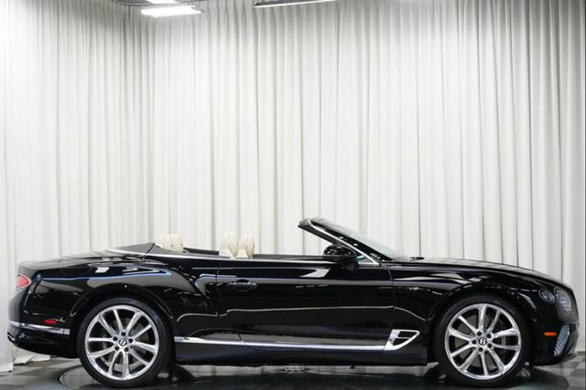 mph038_3777582550_N0_Yzgww_B_Ye1t_Jb_FRDUJ_2_Bz_OVRDM_48cd11a08e