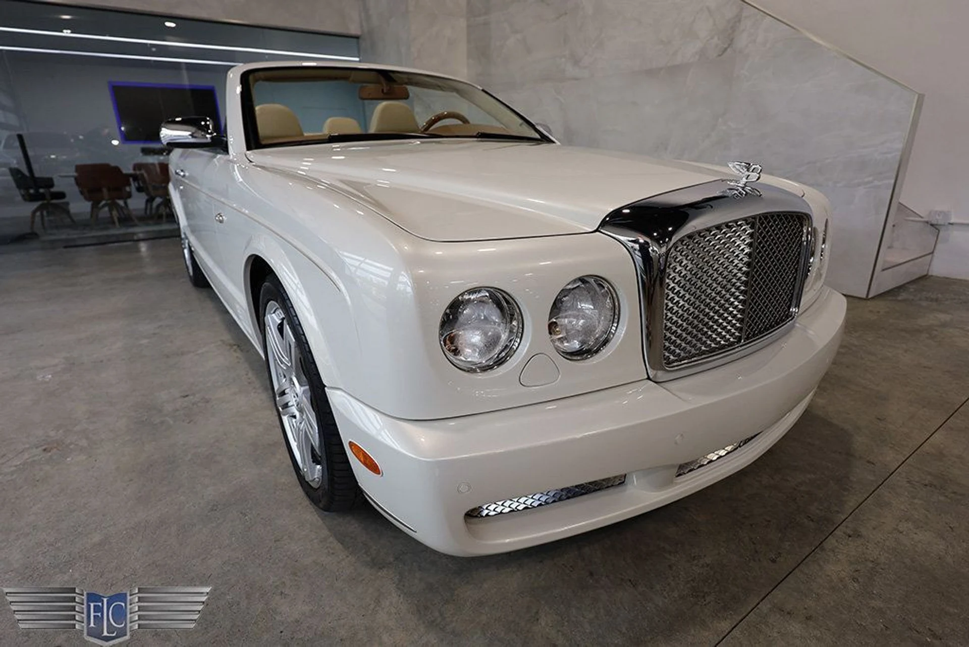 mph038_3780733869_used_2010_bentley_azure_tconvertible_9689_22574902_39_1024_1e2973b3ea