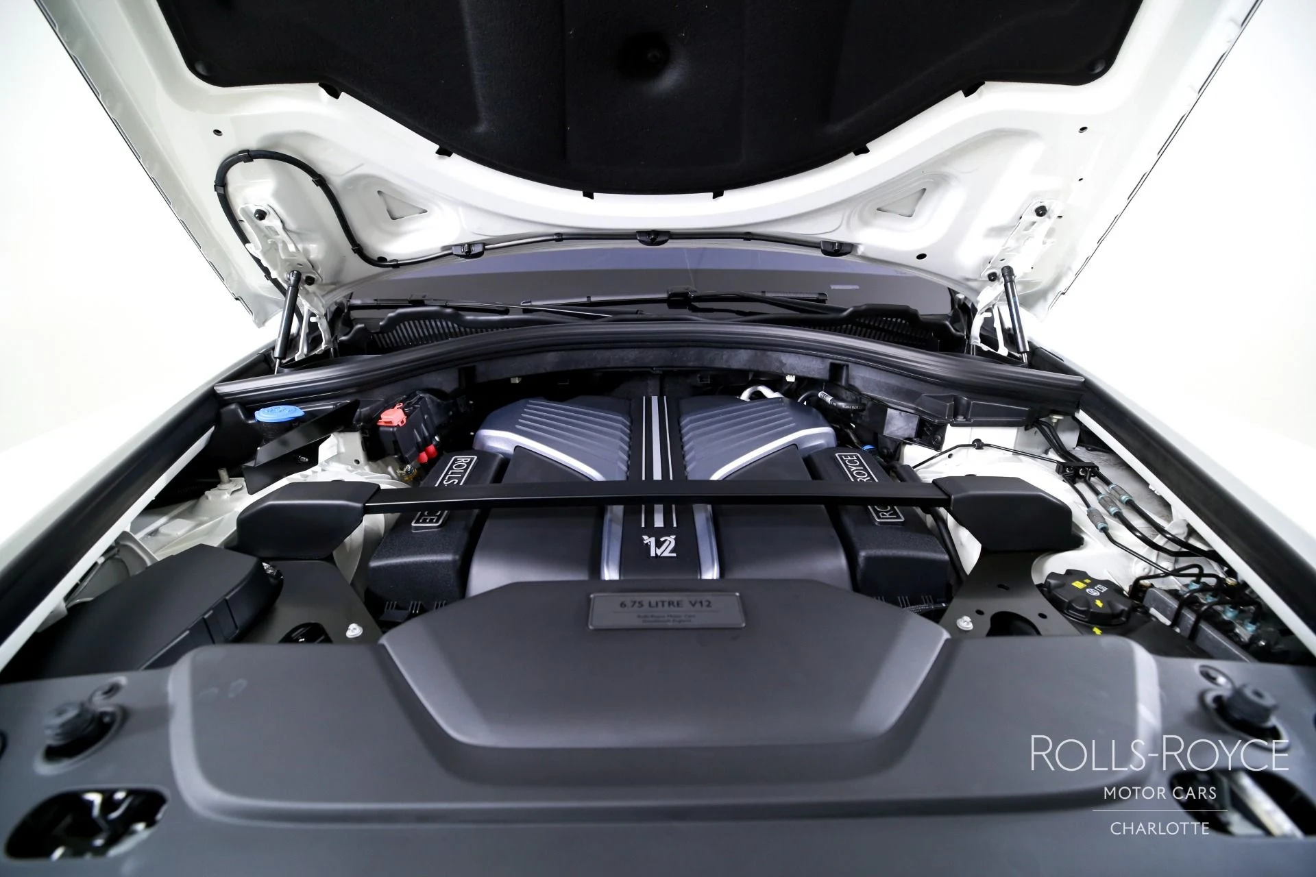 mph038_3785569703_Used_2025_Rolls_Royce_Black_Badge_Cullinan_1773240661_5f6d8425e4