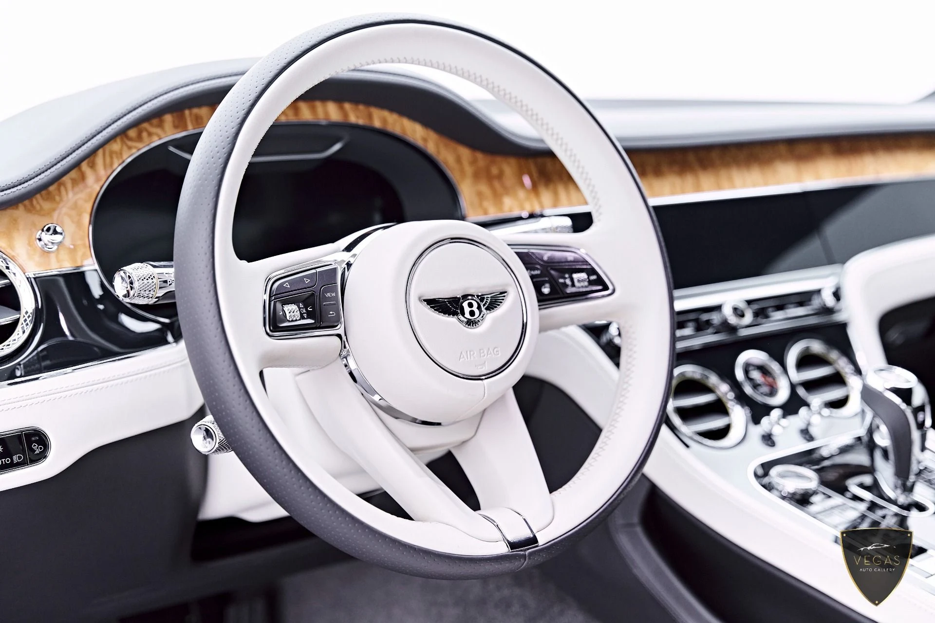 mph038_3795909062_Used_2023_Bentley_Continental_GT_V8_1782759570_0d0254c935