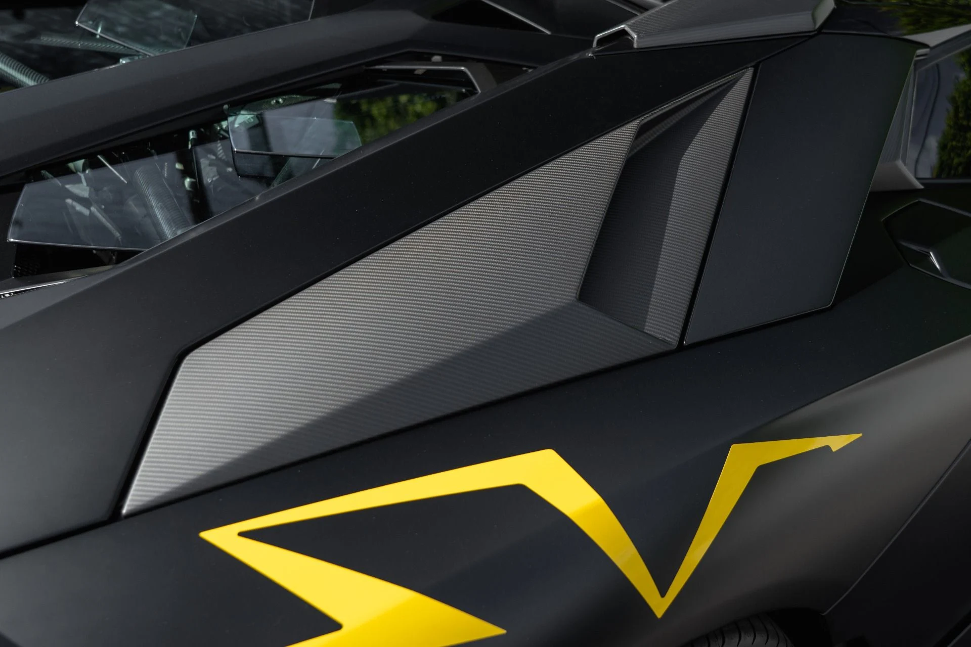 mph038_3810373985_Used_2016_Lamborghini_Aventador_LP_750_4_SV_1759528221_83846d3e9c