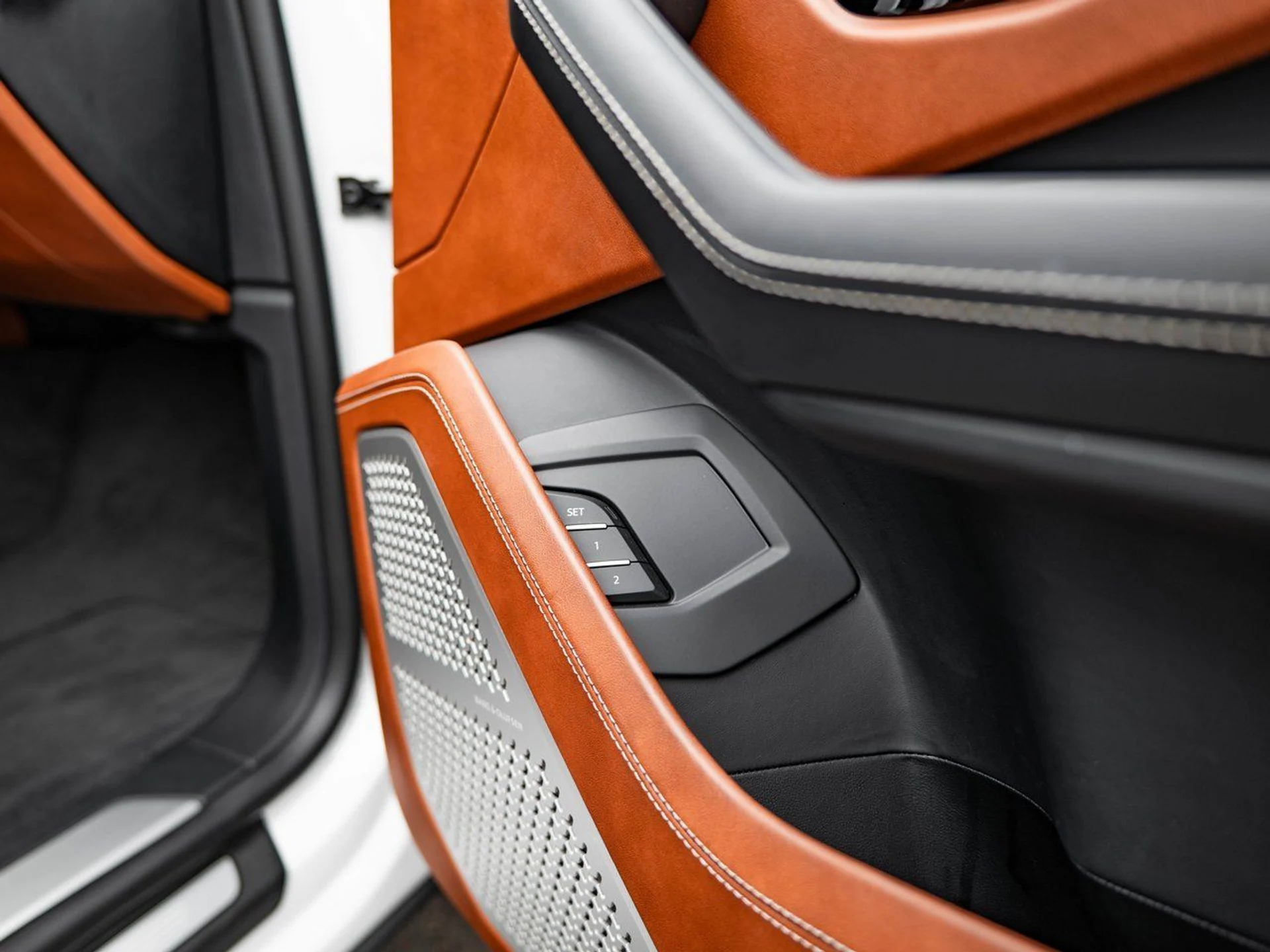 mph038_3829623590_421e69297acd9b8b589306875783f1dcx_9c2152b455