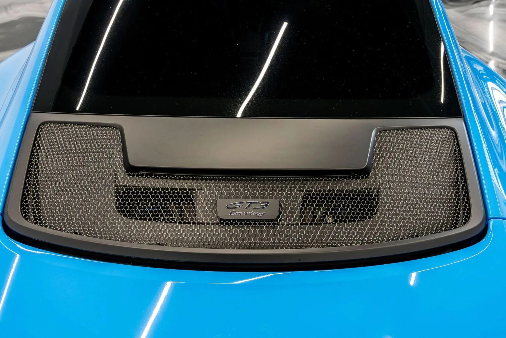 mph038_3831720844_Used_2026_Porsche_911_GT_3_w_Touring_Pkg_Coupe_2_D_1789774039_409aa2346c