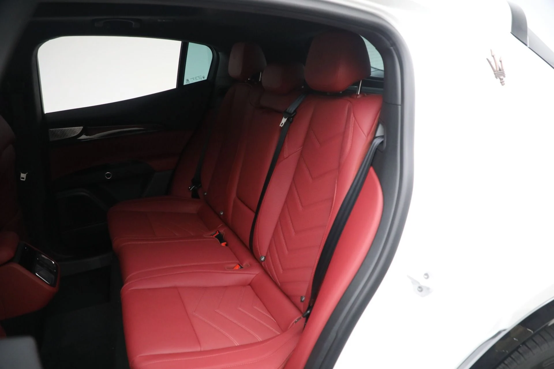 mph038_3834997656_New_2025_Maserati_Grecale_Folgore_eab92be0cd