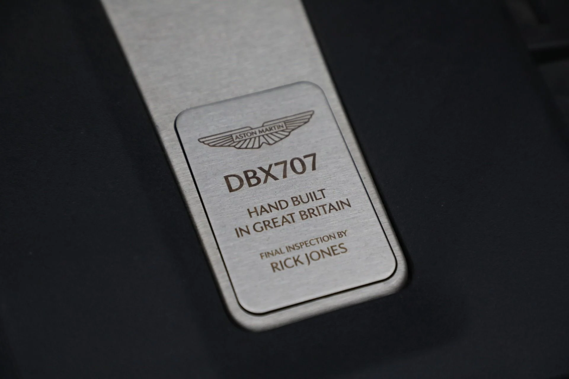 mph038_3841500851_Used_2025_Aston_Martin_DBX_707_1773871461_43dff57184