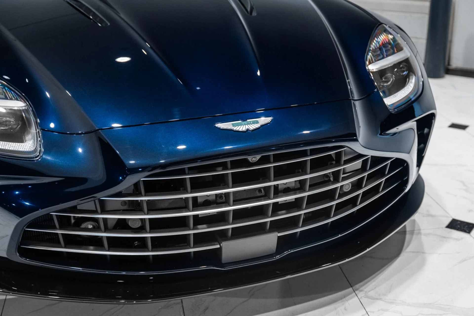 mph038_3843510981_New_2026_Aston_Martin_Vantage_S_Coupe_1767629088_342fd6fc66